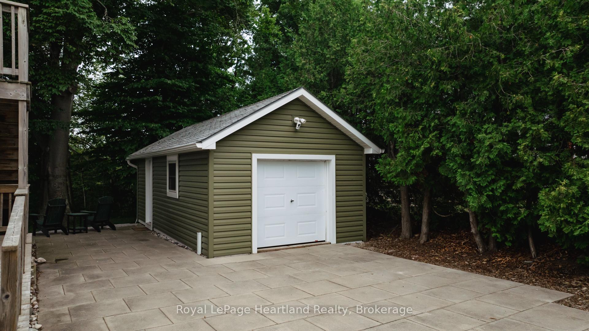 Photo 37 of 8 Cedar Drive, Bluewater, Bayfield — HOMEH