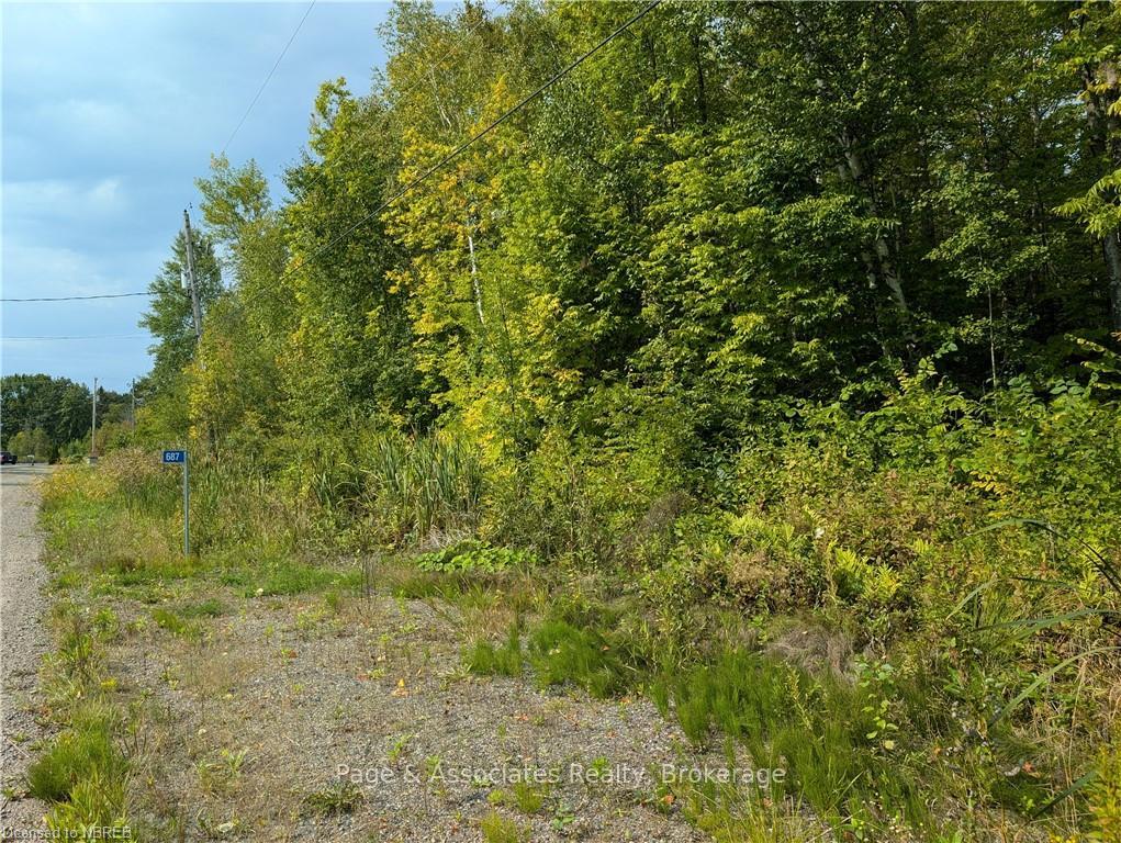 Photo 2 of 687 Delorme Road, West Nipissing, Sturgeon Falls — HOMEH