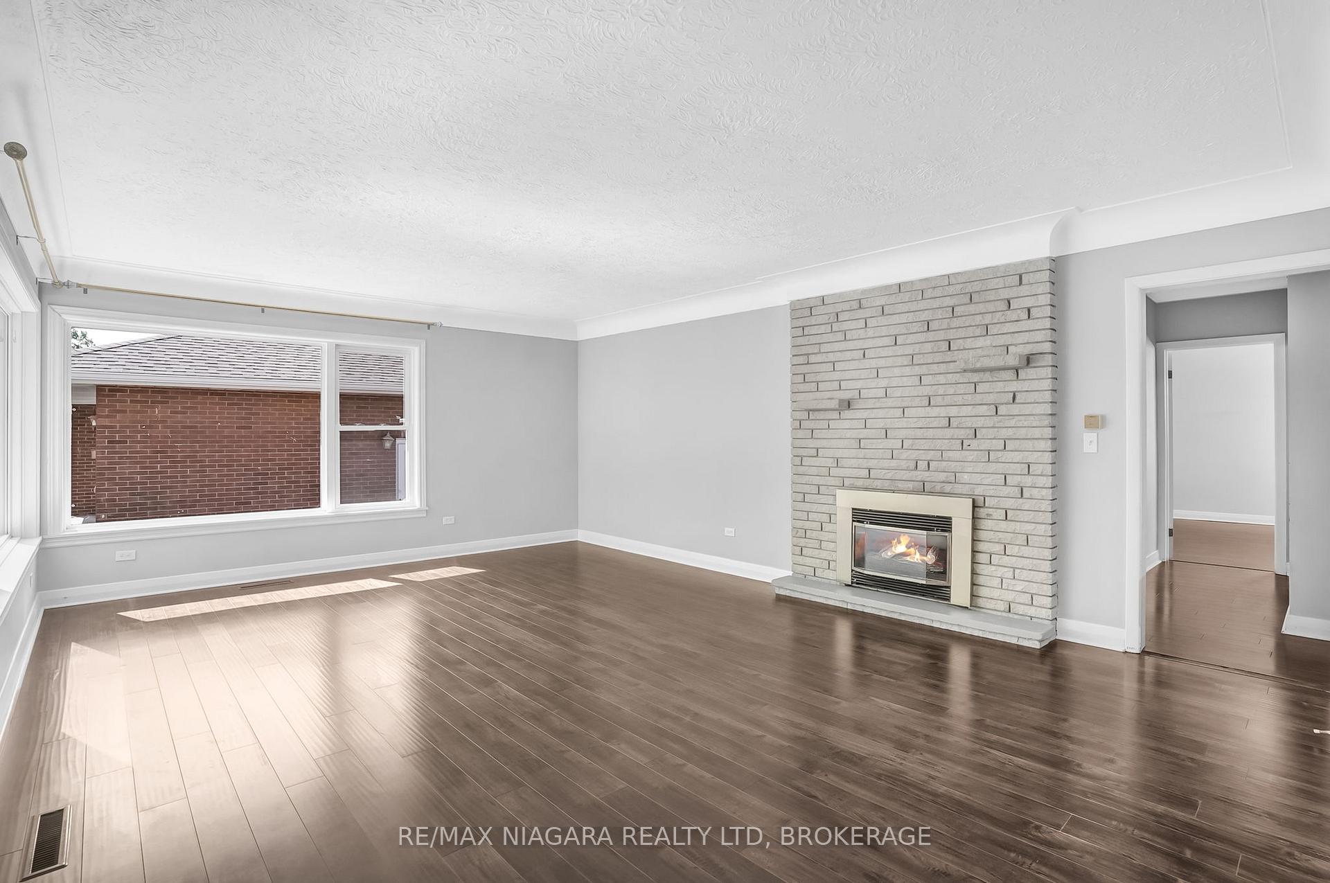 Photo 7 of 85 Diffin Drive, Welland, Prince Charles — HOMEH
