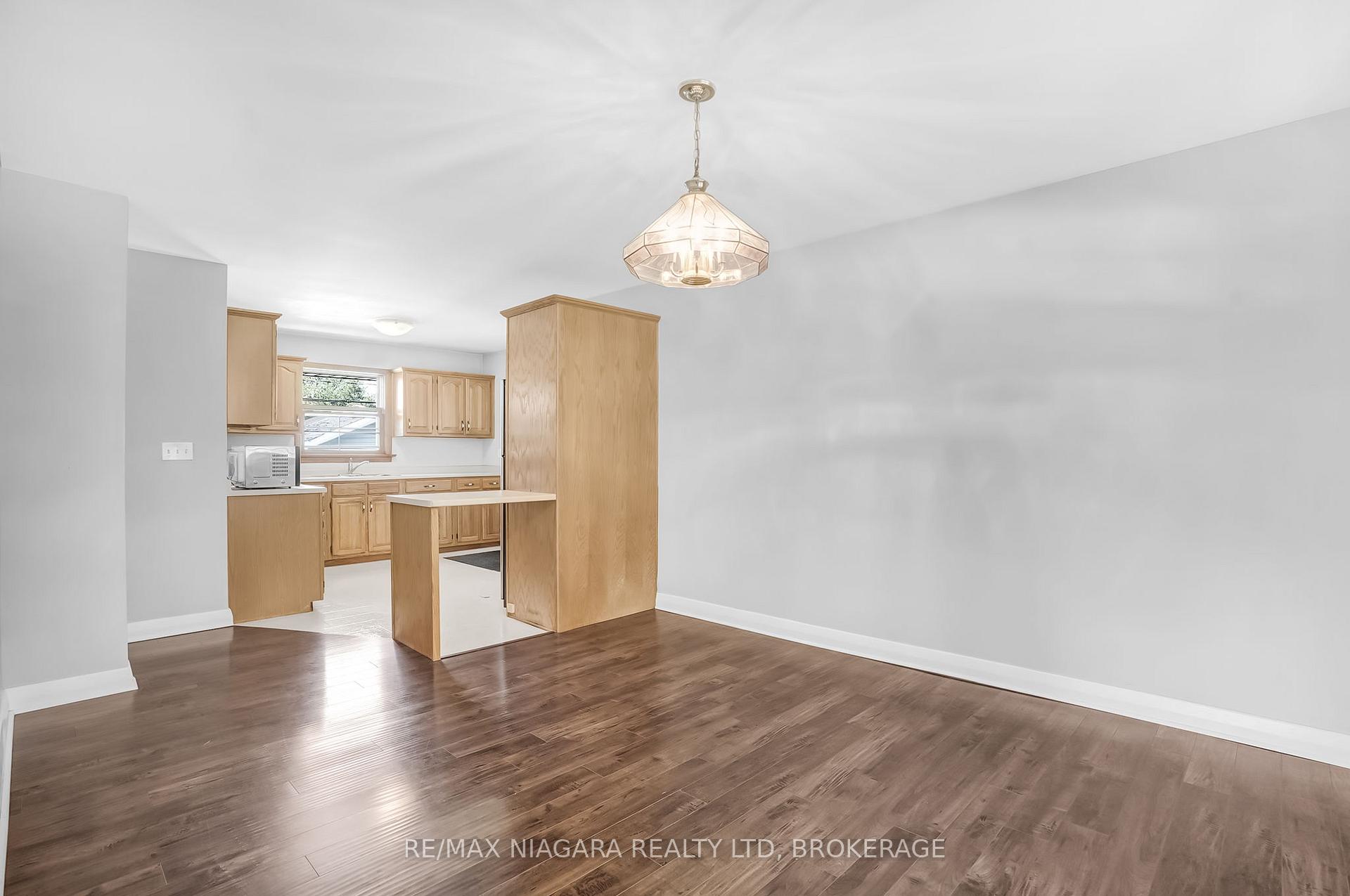 Photo 9 of 85 Diffin Drive, Welland, Prince Charles — HOMEH