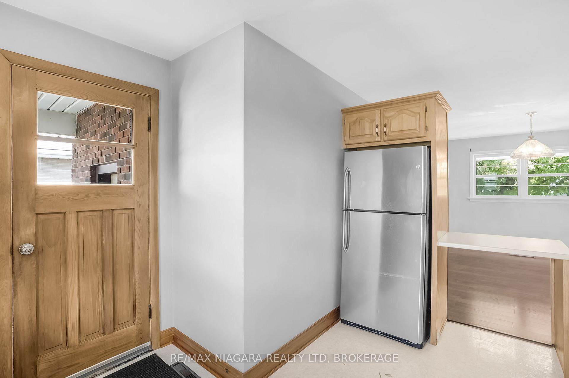 Photo 13 of 85 Diffin Drive, Welland, Prince Charles — HOMEH