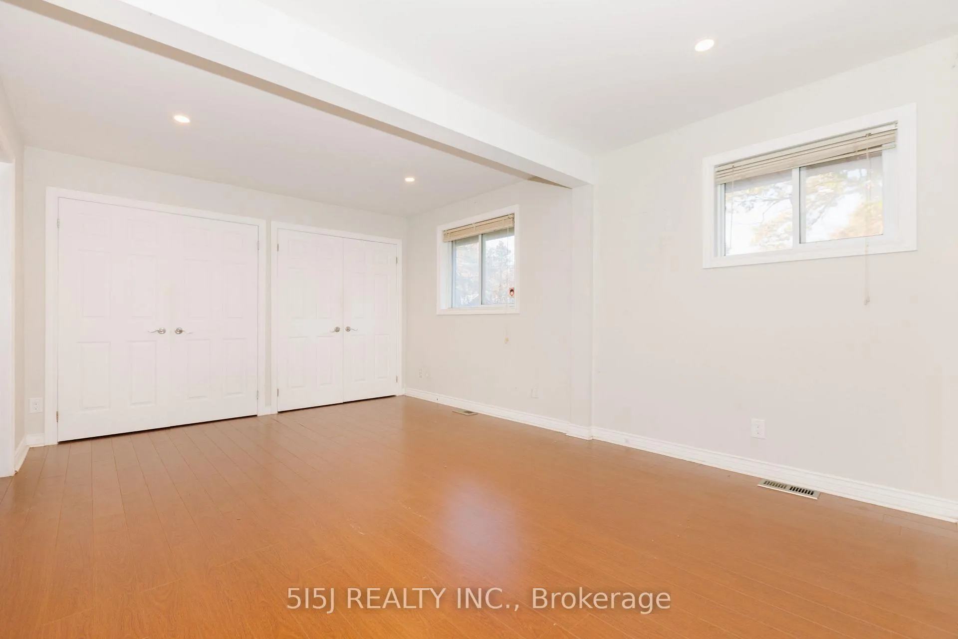 Photo 4 of 14190 Yonge Street, Aurora, Aurora Estates — HOMEH