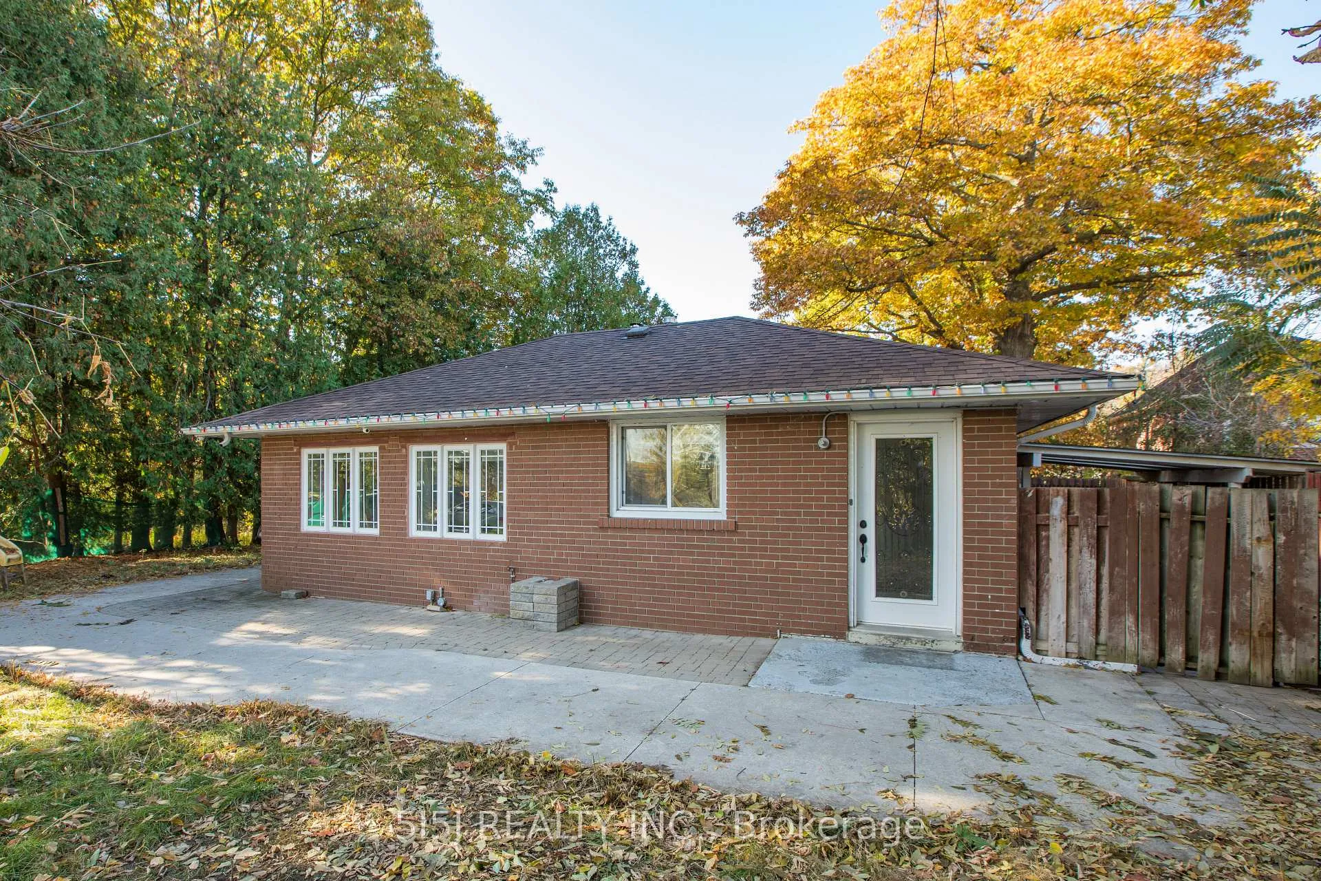 Photo 16 of 14190 Yonge Street, Aurora, Aurora Estates — HOMEH