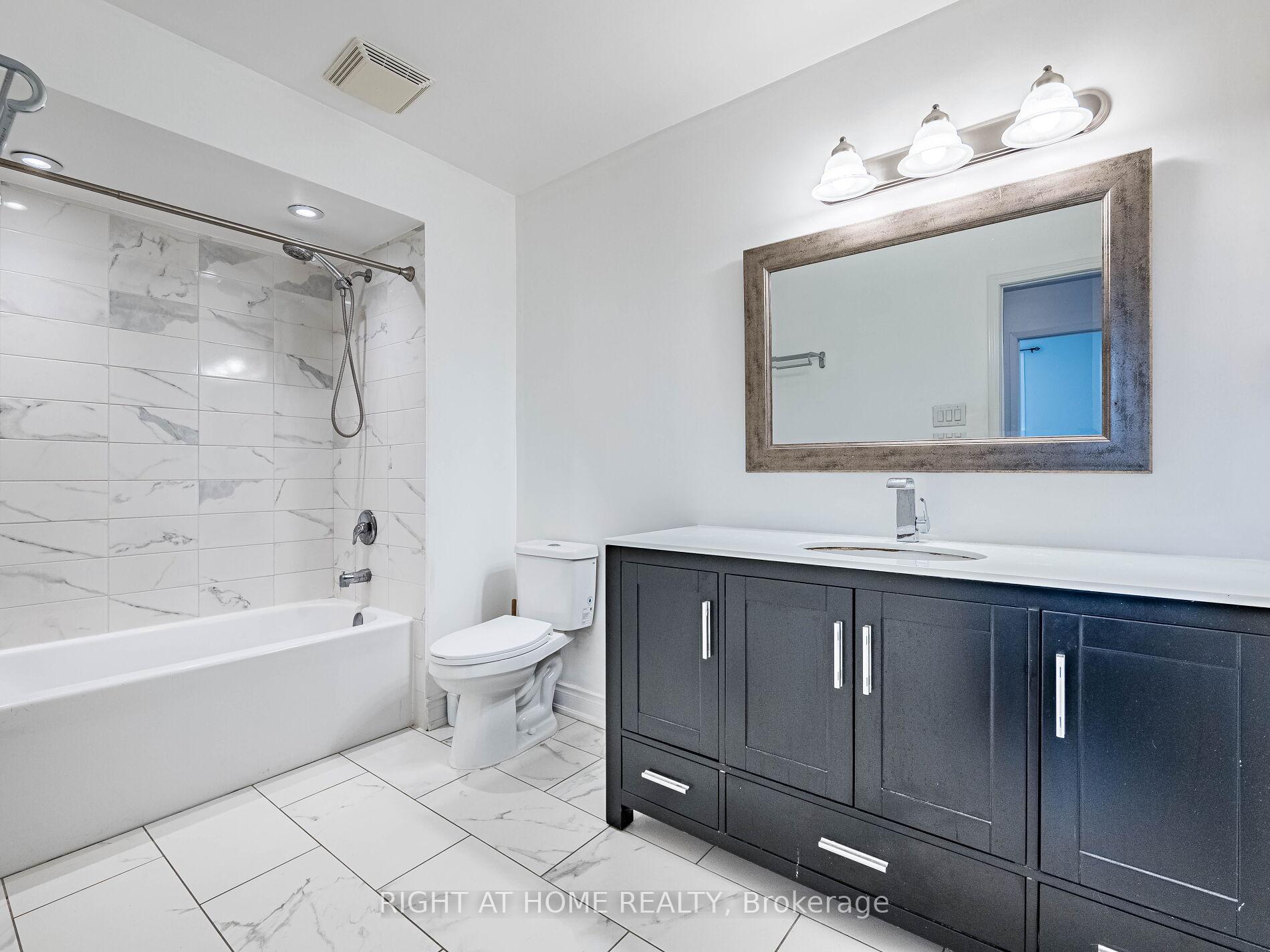 Photo 27 of 23 North Humber Drive, Vaughan, West Woodbridge — HOMEH