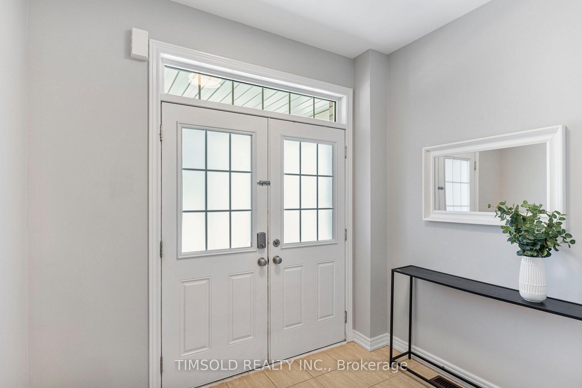 Photo 3 of 90 Memon Place, Markham, Wismer — HOMEH