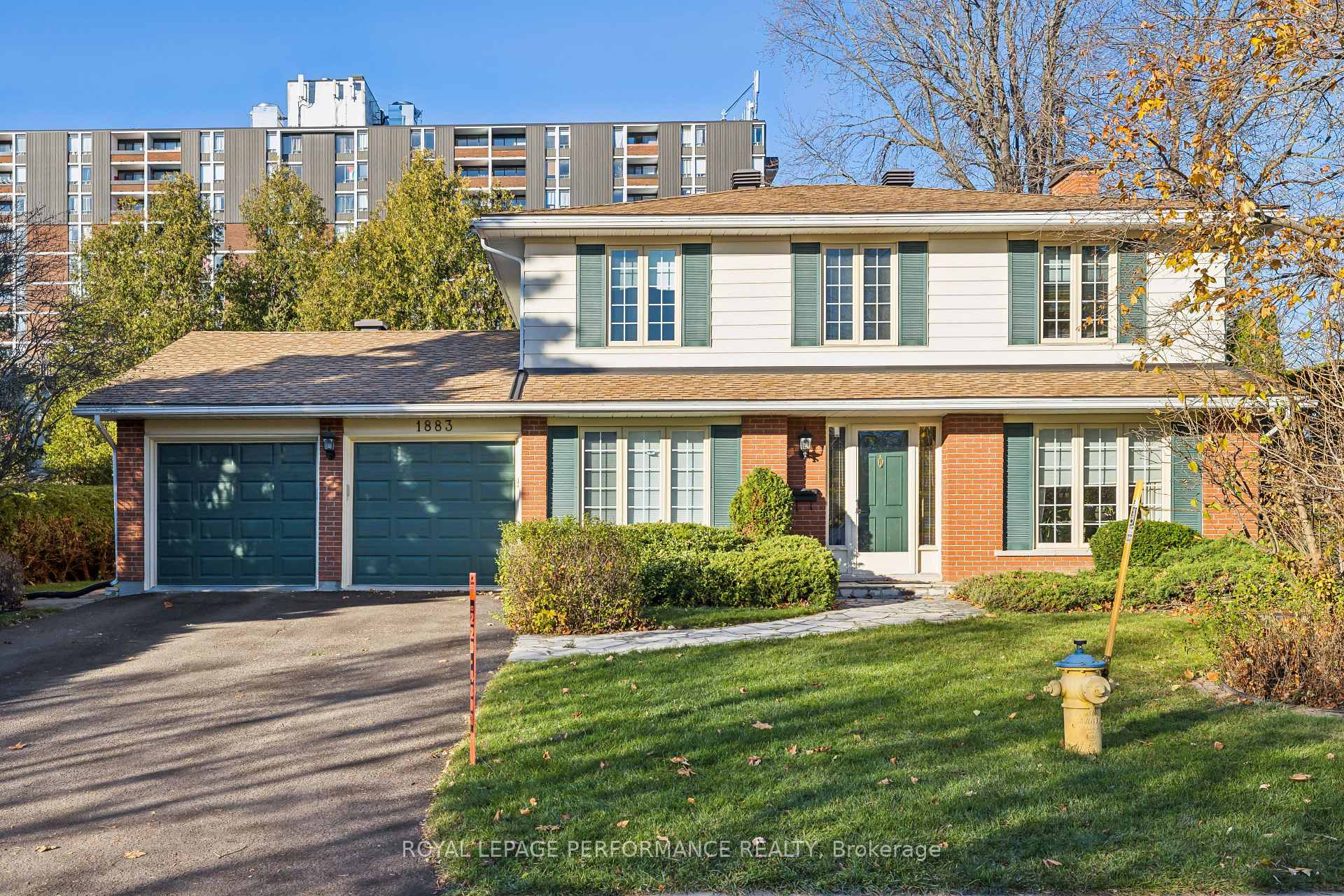 Photo 3 of 1883 Fairmeadow Crescent, Ottawa, Guildwood Estates - Urbandale Acres — HOMEH