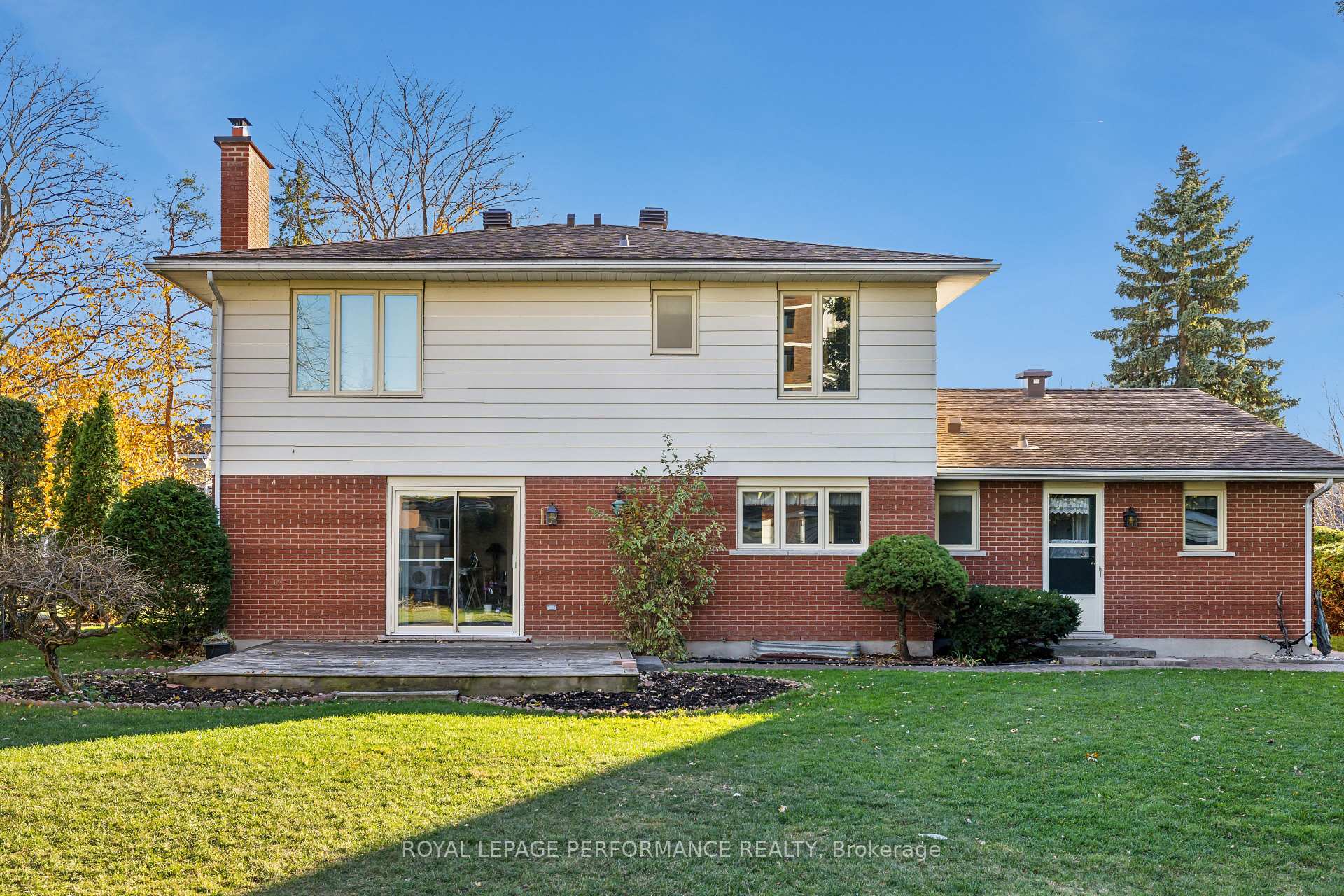 Photo 7 of 1883 Fairmeadow Crescent, Ottawa, Guildwood Estates - Urbandale Acres — HOMEH