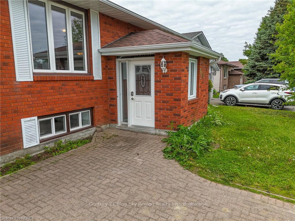 Photo 5 of 128 Aubry Street, West Nipissing, Sturgeon Falls — HOMEH