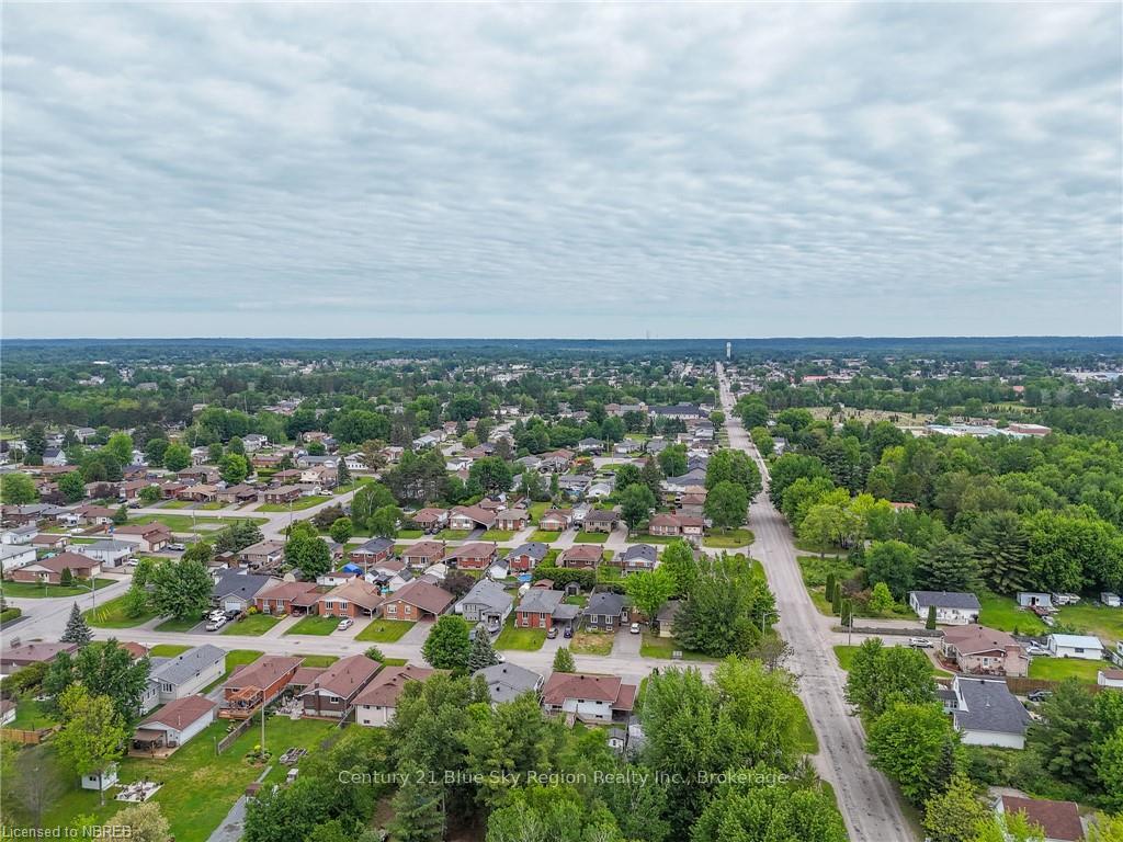 Photo 15 of 128 Aubry Street, West Nipissing, Sturgeon Falls — HOMEH