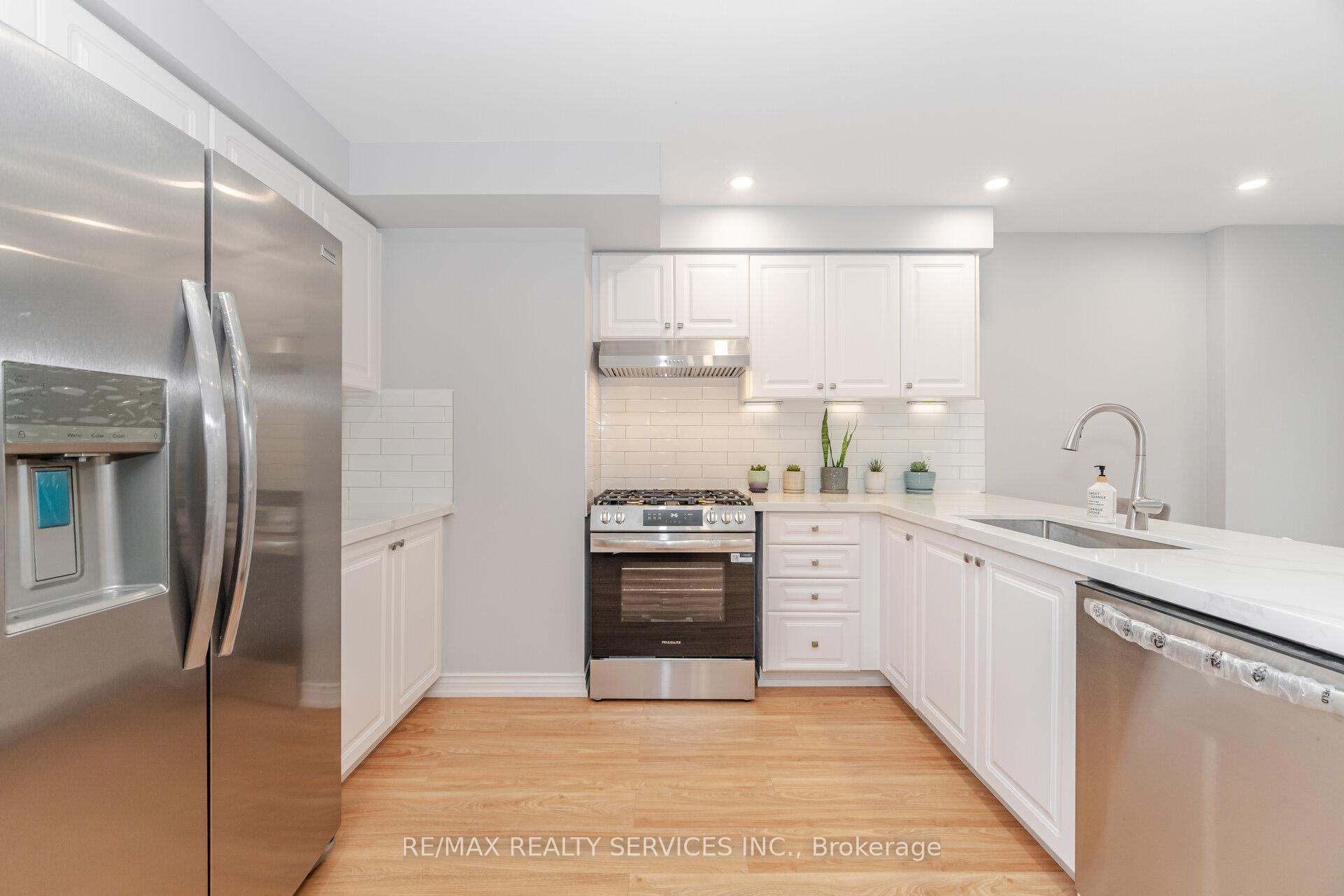 Photo 10 of 35 Luce Drive, Ajax, Northeast Ajax — HOMEH