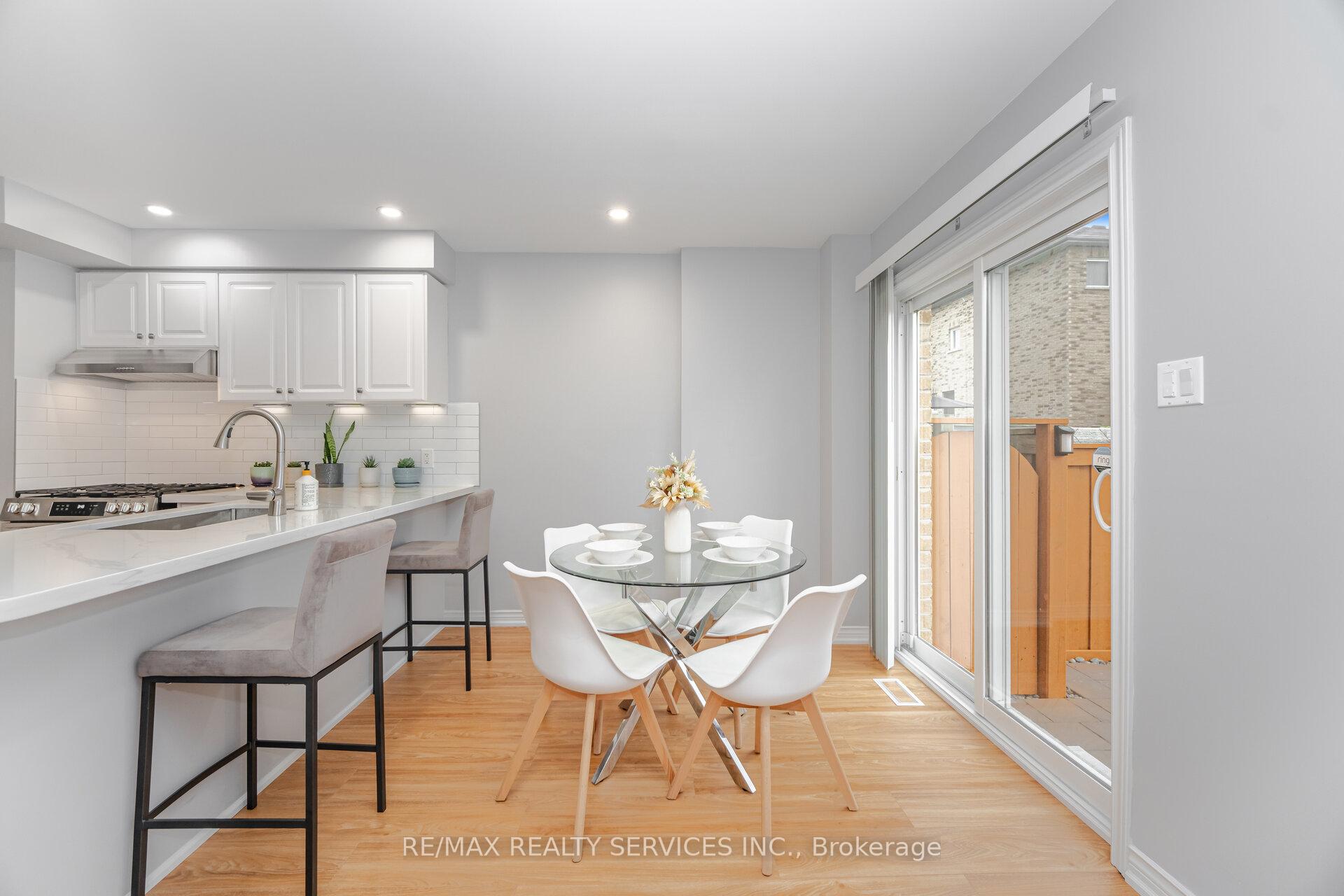 Photo 15 of 35 Luce Drive, Ajax, Northeast Ajax — HOMEH