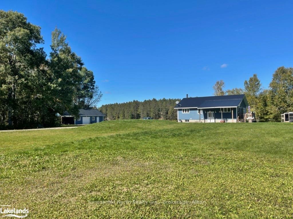 Photo 4 of 224 Perch Lake Rd, West Nipissing, North Monetville — HOMEH