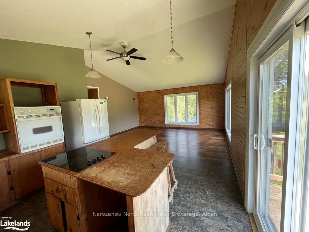 Photo 10 of 224 Perch Lake Rd, West Nipissing, North Monetville — HOMEH