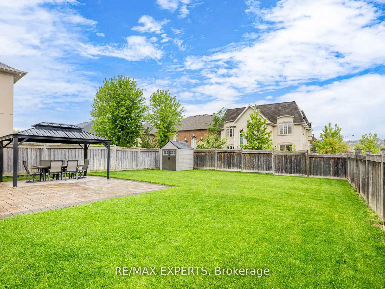 Photo 35 of 176 Sir Stevens Drive, Vaughan, Patterson — HOMEH