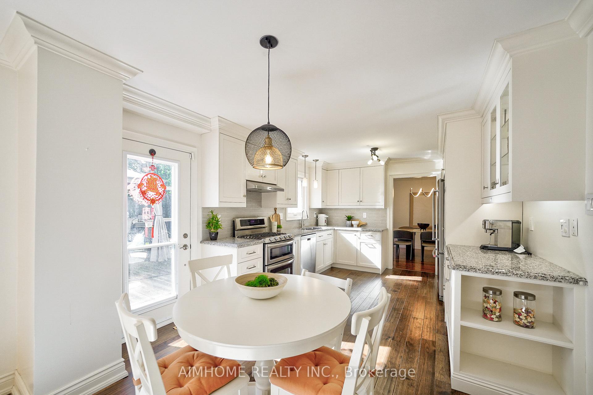 Photo 13 of 55 Sir Lancelot Drive, Markham, Markham Village — HOMEH