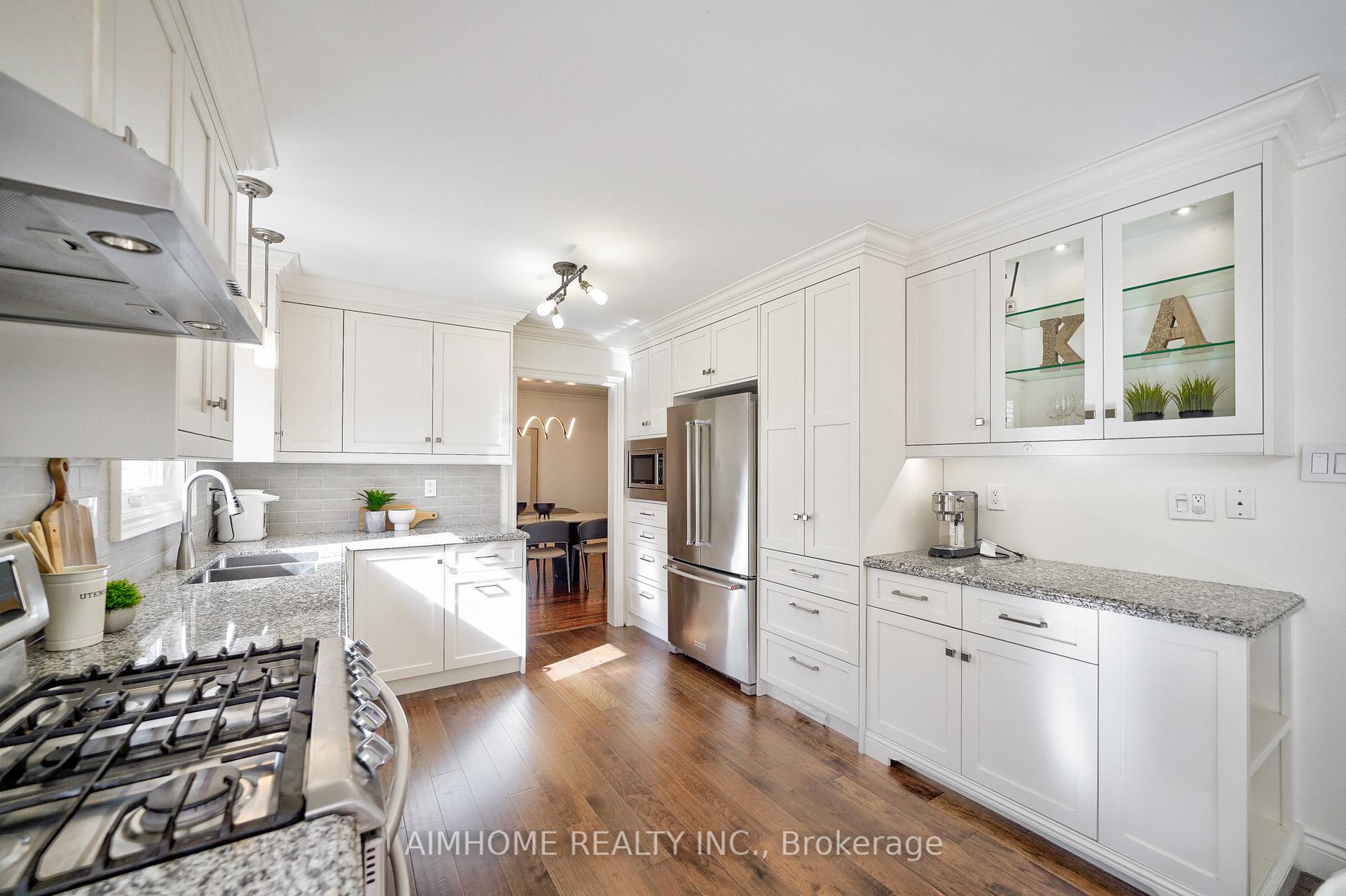 Photo 15 of 55 Sir Lancelot Drive, Markham, Markham Village — HOMEH