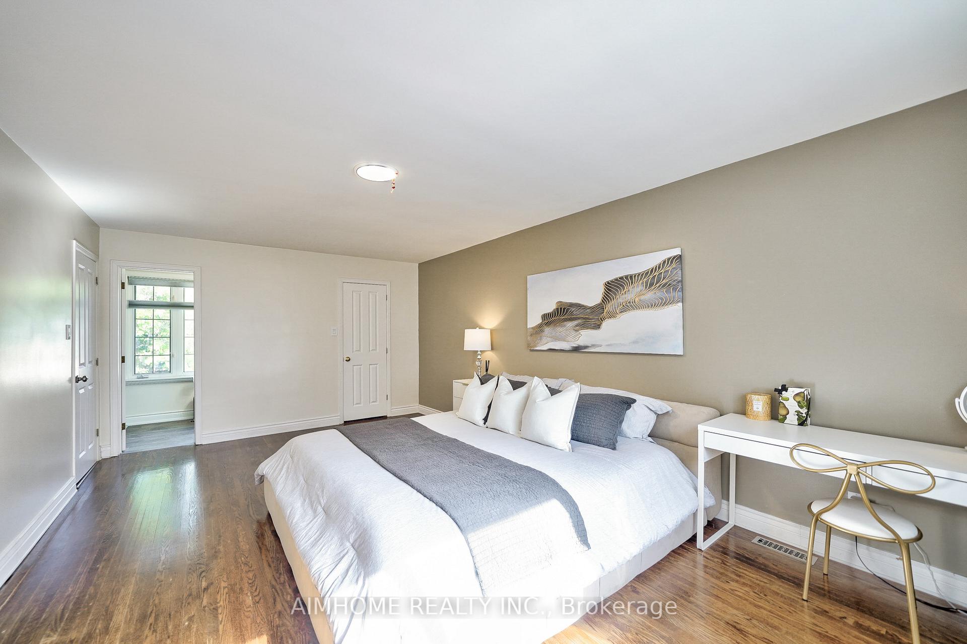 Photo 23 of 55 Sir Lancelot Drive, Markham, Markham Village — HOMEH
