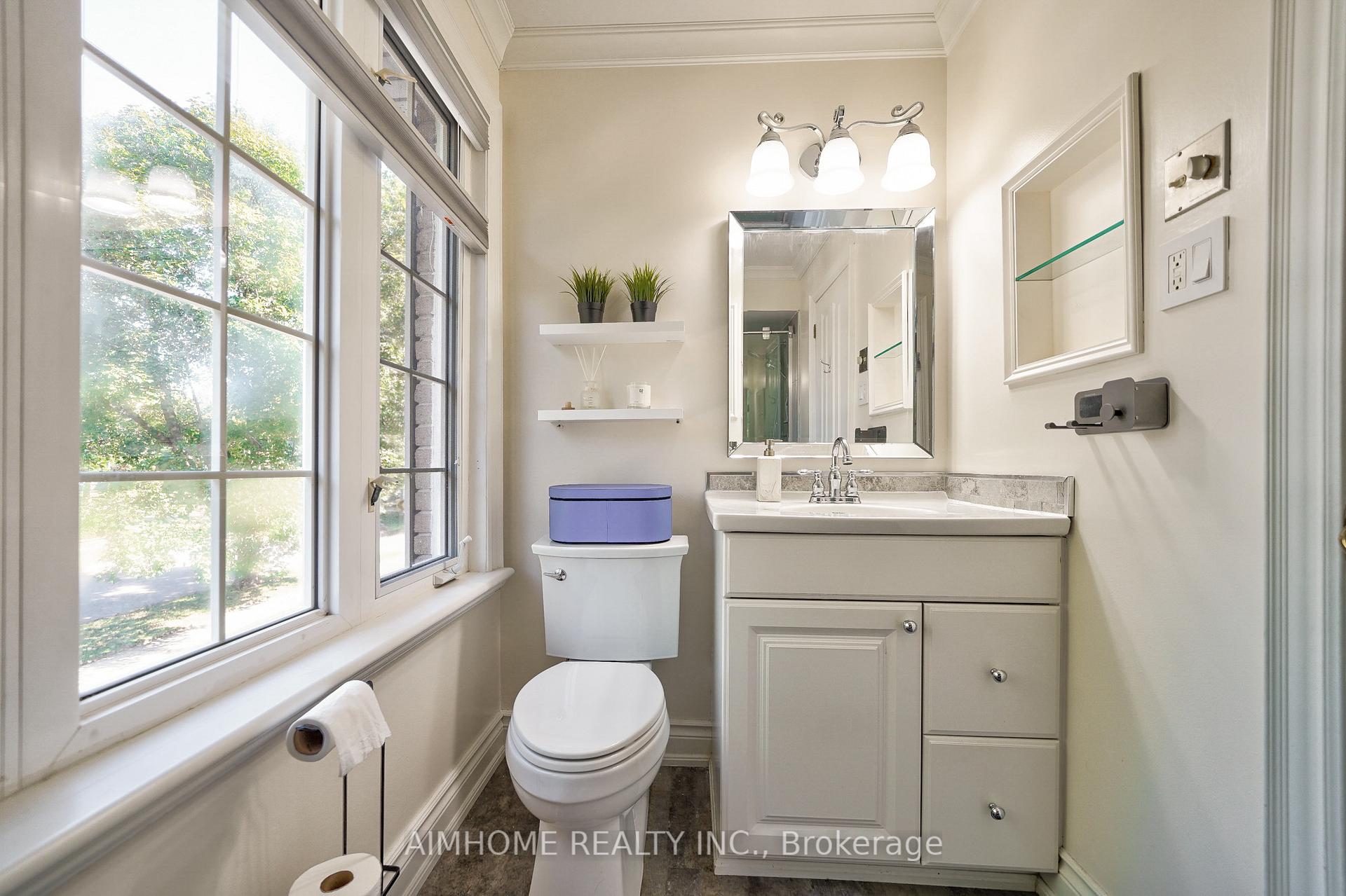 Photo 25 of 55 Sir Lancelot Drive, Markham, Markham Village — HOMEH