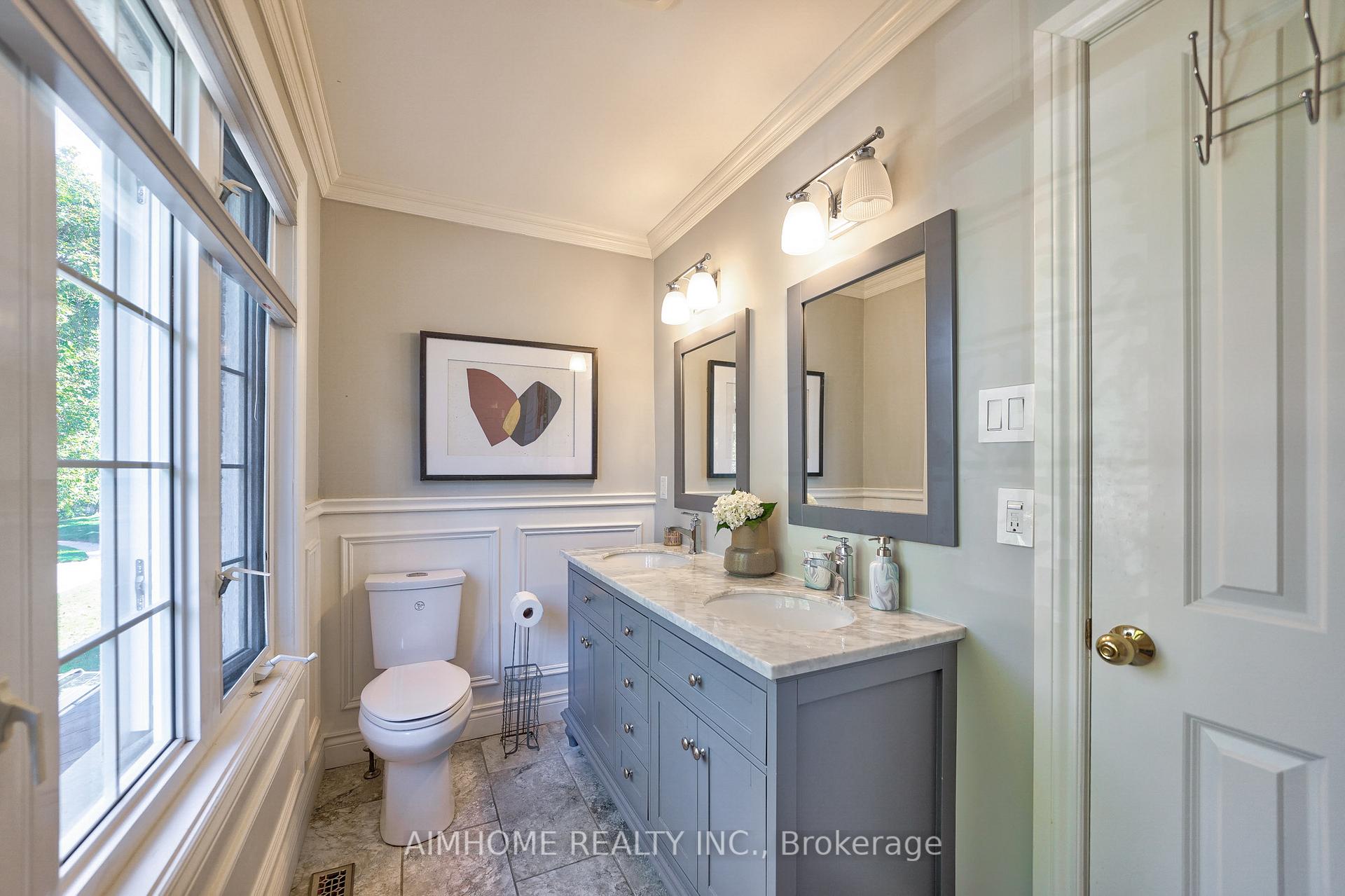 Photo 27 of 55 Sir Lancelot Drive, Markham, Markham Village — HOMEH