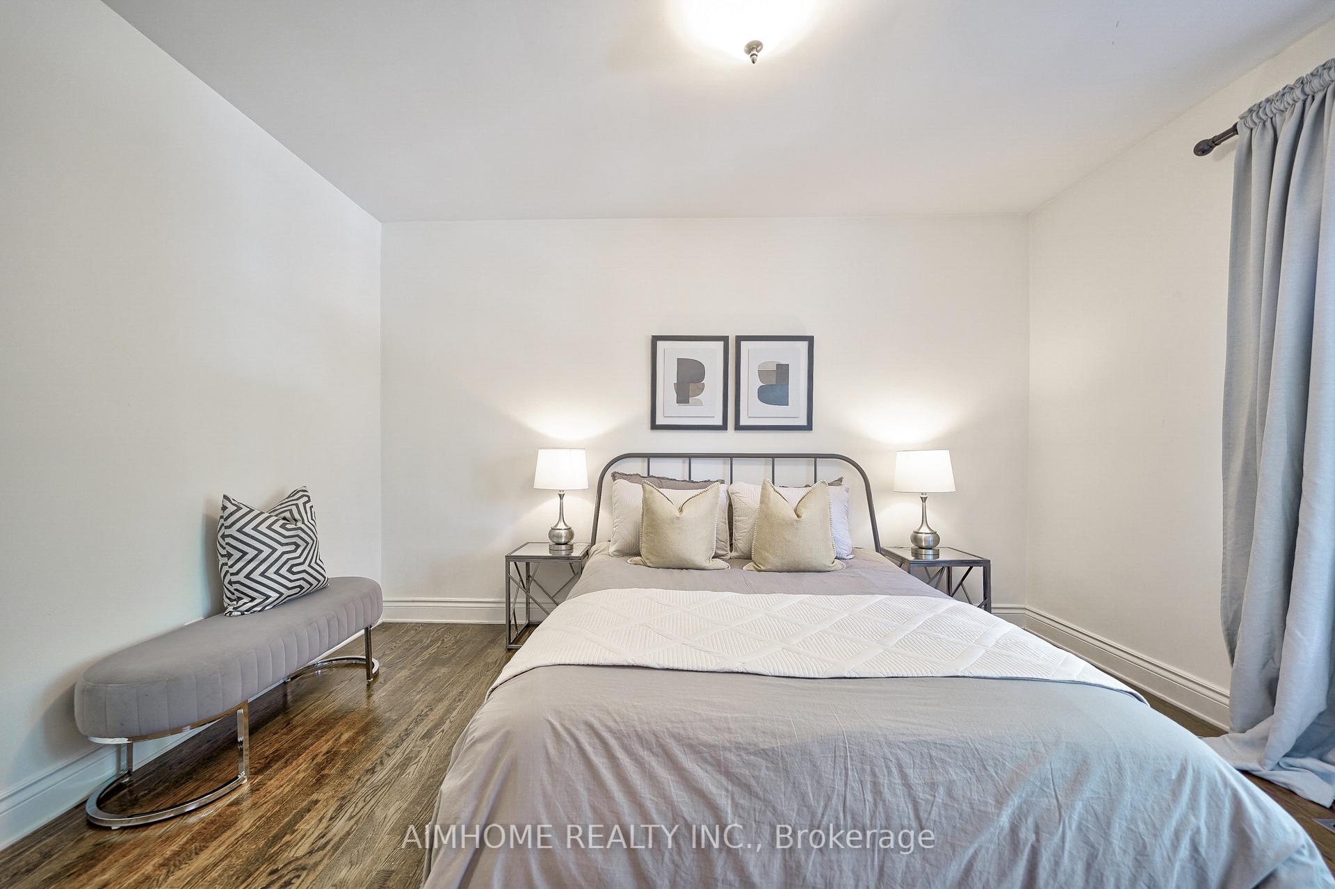 Photo 28 of 55 Sir Lancelot Drive, Markham, Markham Village — HOMEH