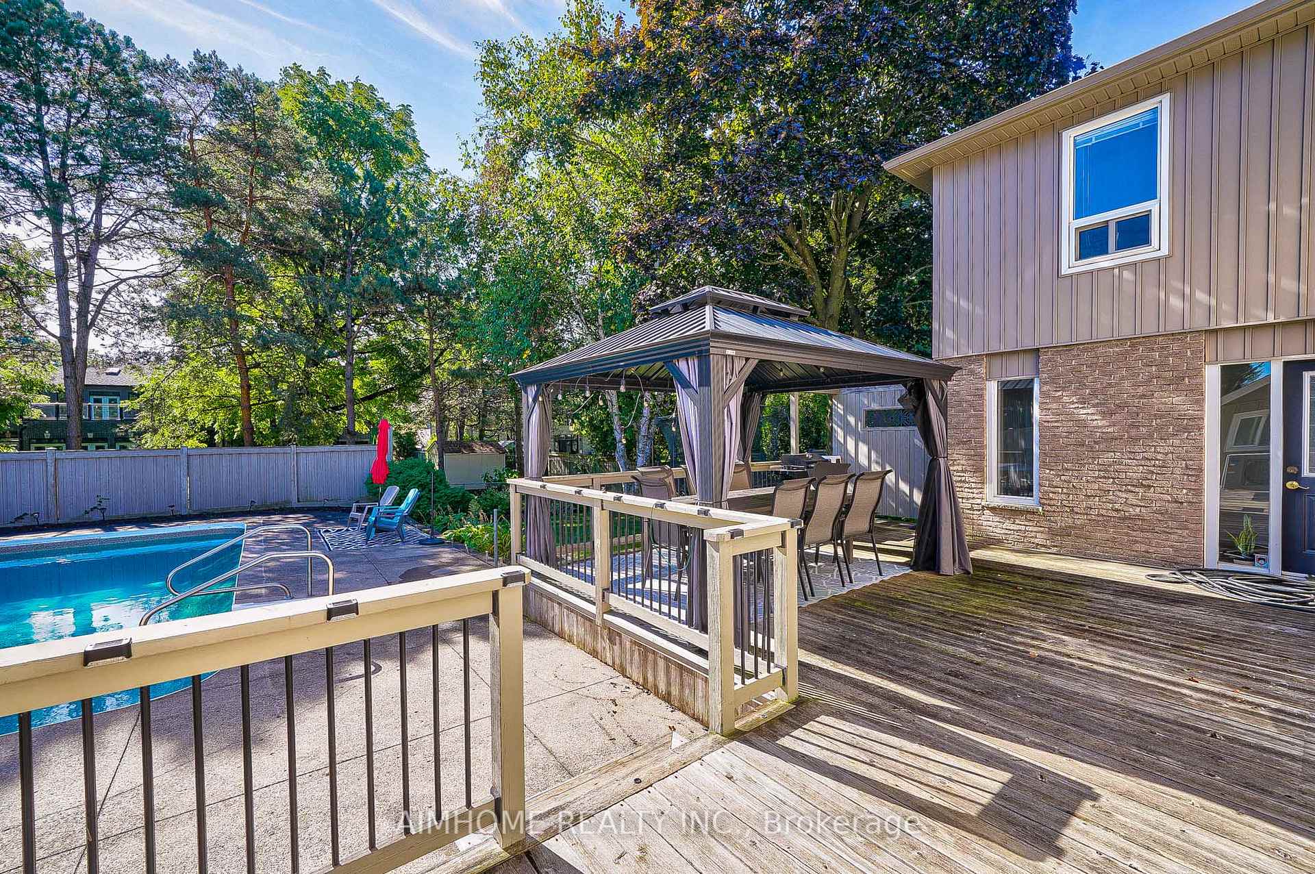 Photo 39 of 55 Sir Lancelot Drive, Markham, Markham Village — HOMEH