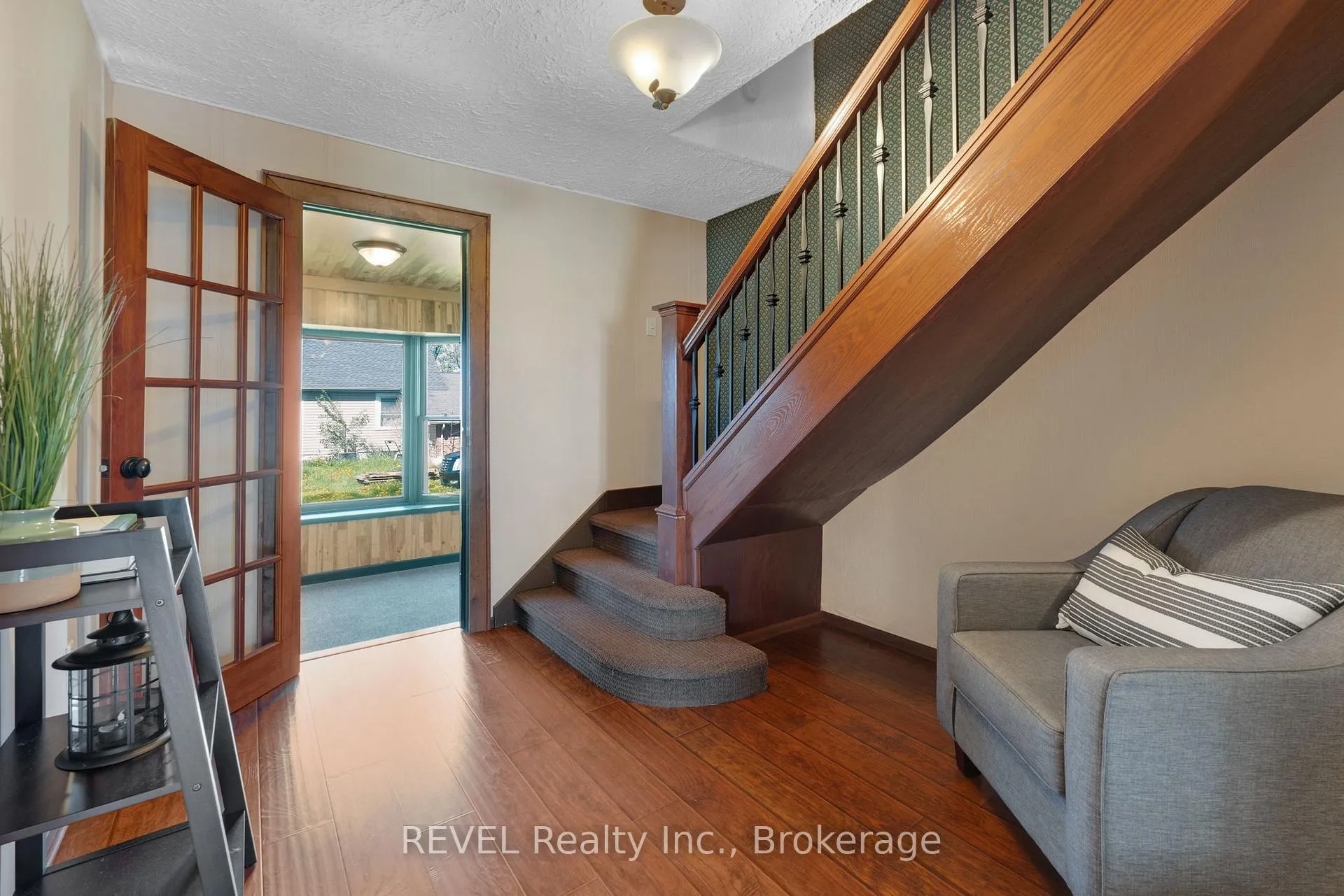Photo 8 of 239 Becken Crescent, Welland, Cooks Mills — HOMEH
