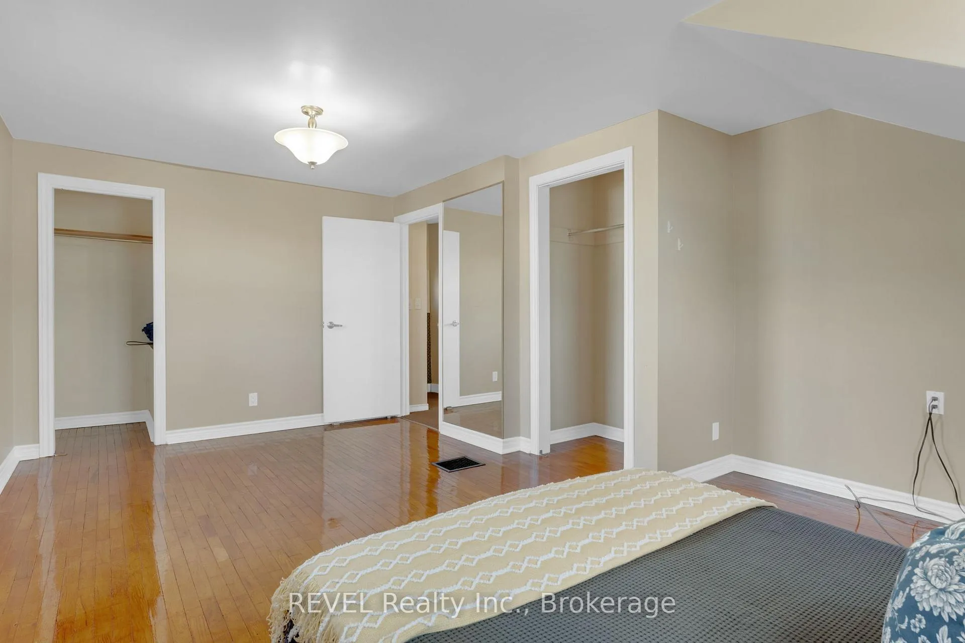 Photo 26 of 239 Becken Crescent, Welland, Cooks Mills — HOMEH