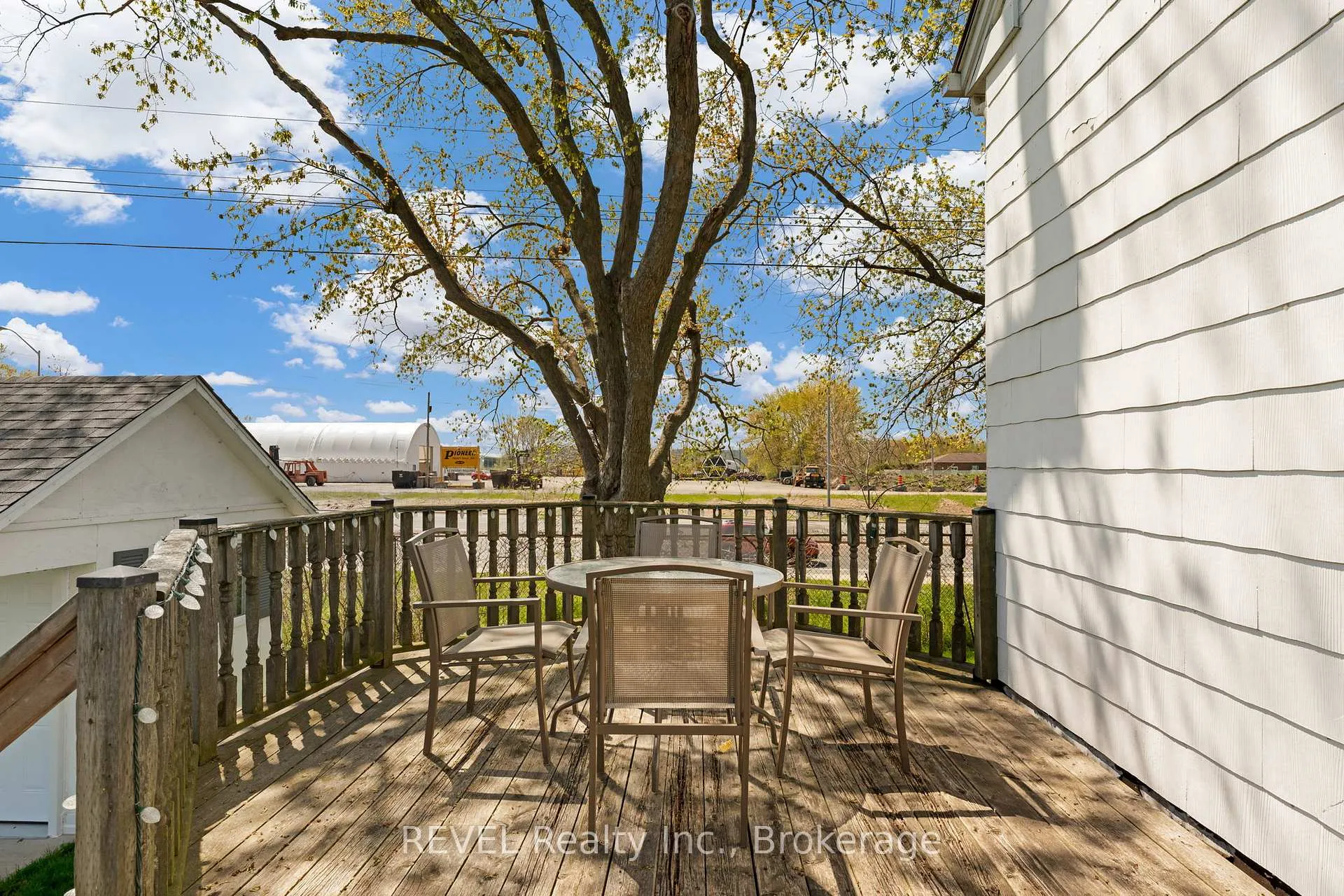 Photo 35 of 239 Becken Crescent, Welland, Cooks Mills — HOMEH