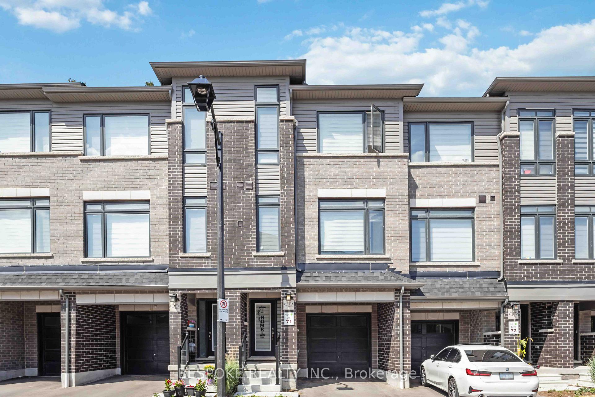 Front of 17 Esquire Way