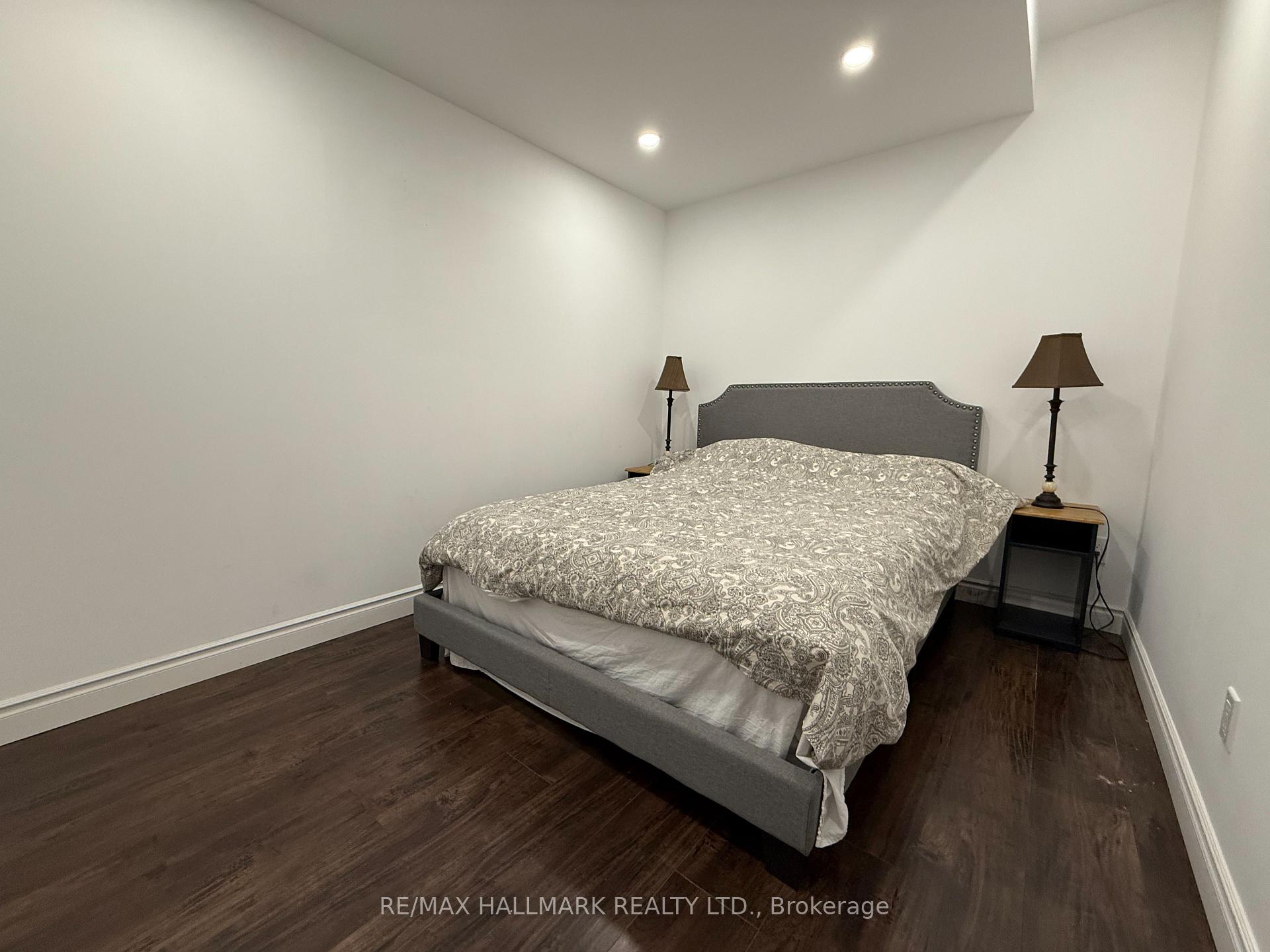Photo 33 of Unit Bsmt, 91 Glensteeple Trail, Aurora, Aurora Estates — HOMEH