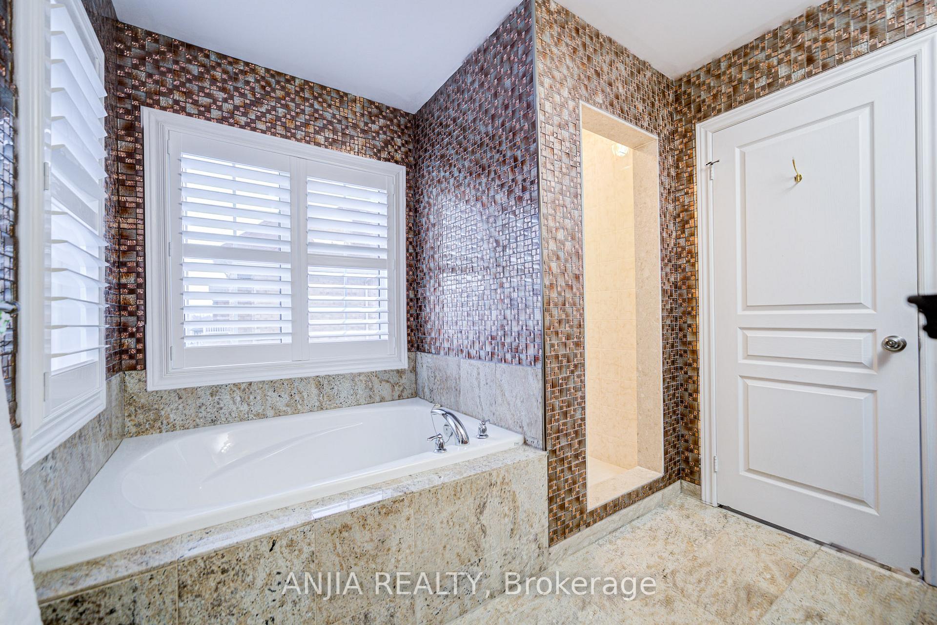 Photo 25 of 207 Harbord Street, Markham, Berczy — HOMEH
