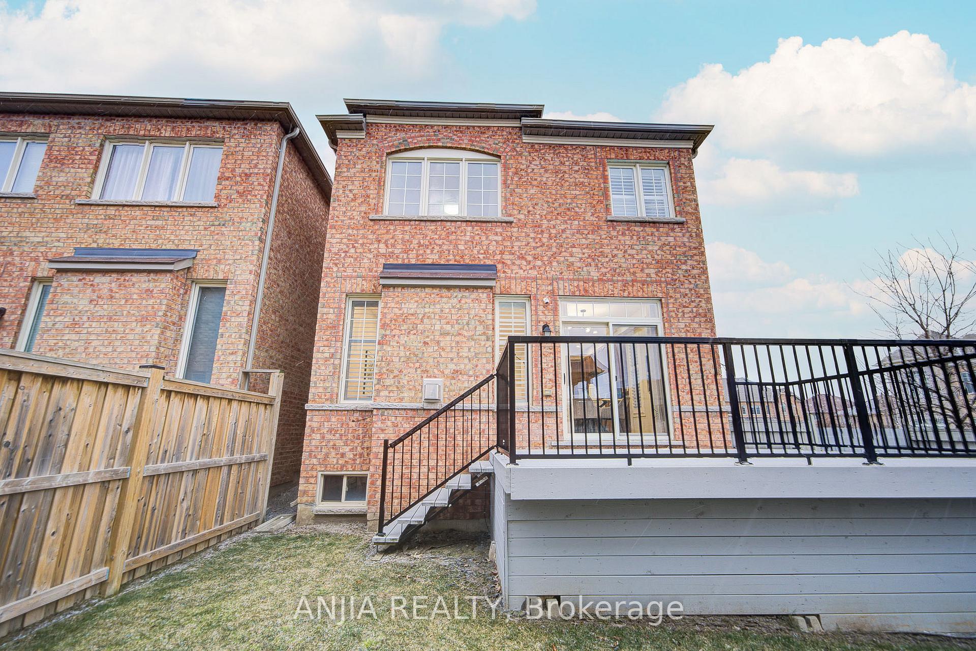 Photo 39 of 207 Harbord Street, Markham, Berczy — HOMEH