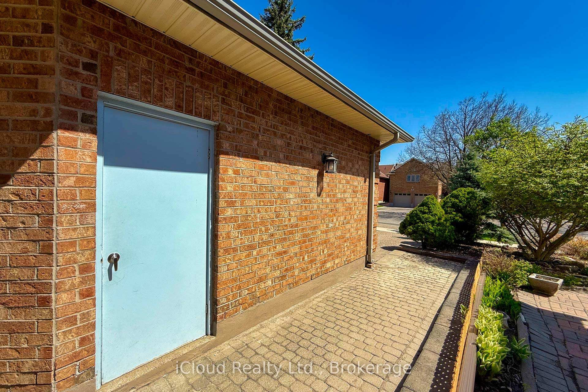 Photo 5 of 92 Rosebury Lane, Vaughan, West Woodbridge — HOMEH