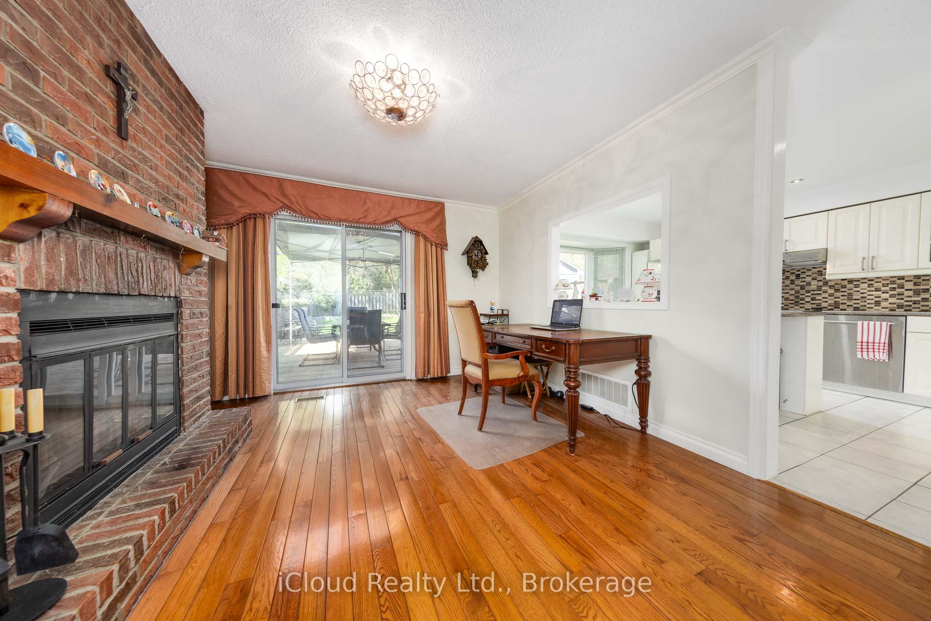 Photo 14 of 92 Rosebury Lane, Vaughan, West Woodbridge — HOMEH