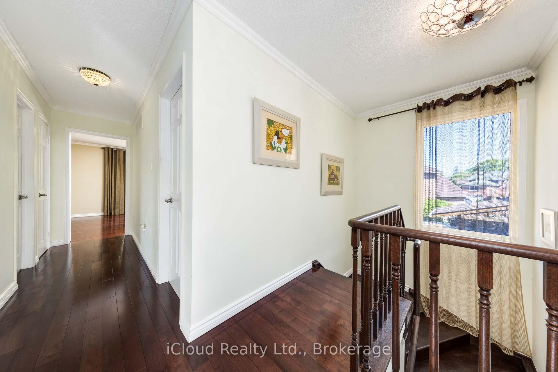 Photo 18 of 92 Rosebury Lane, Vaughan, West Woodbridge — HOMEH