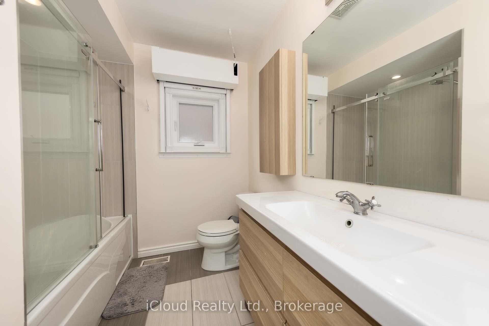 Photo 21 of 92 Rosebury Lane, Vaughan, West Woodbridge — HOMEH