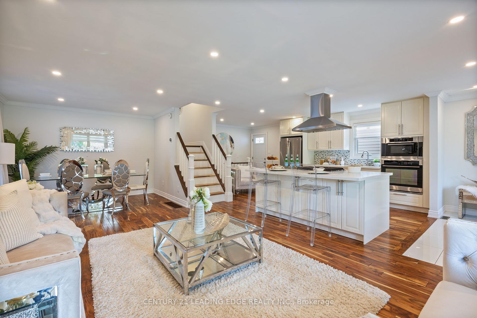 Photo 10 of 7 Flemington Court, Whitby, Lynde Creek — HOMEH