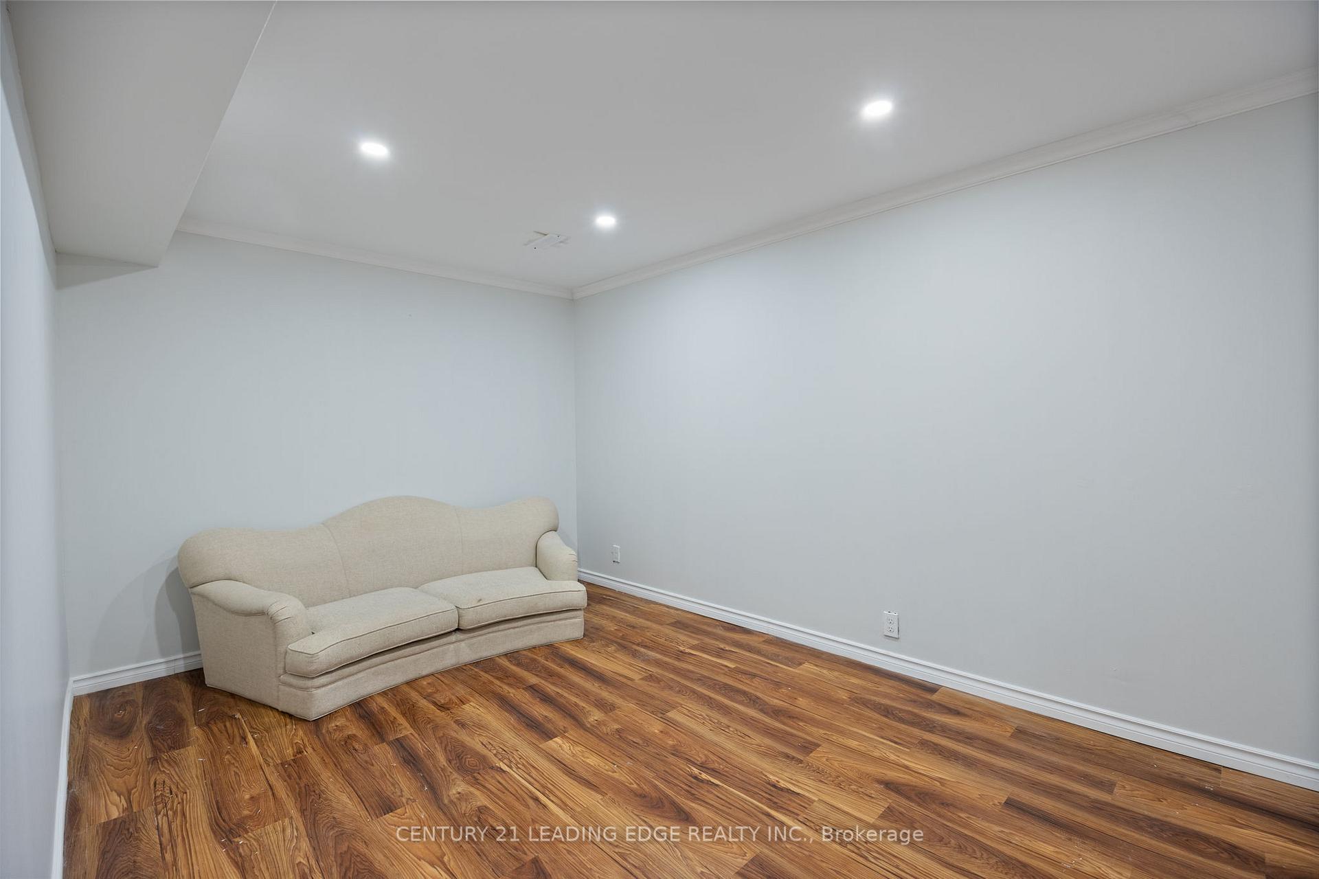Photo 24 of 7 Flemington Court, Whitby, Lynde Creek — HOMEH