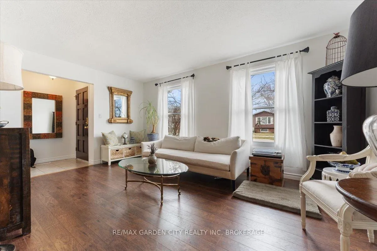 Photo 5 of 68 Barrington Drive, Welland, Prince Charles — HOMEH