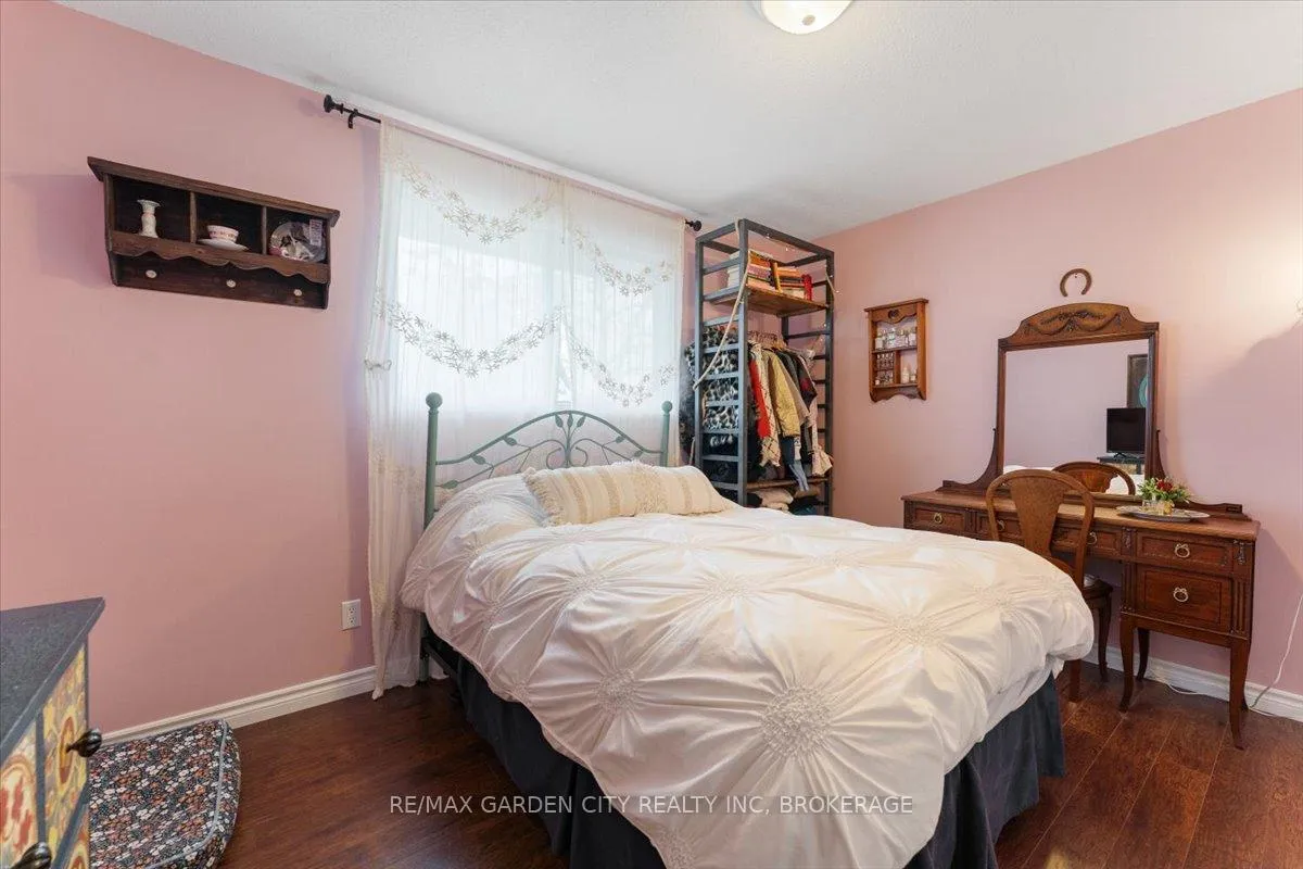 Photo 11 of 68 Barrington Drive, Welland, Prince Charles — HOMEH