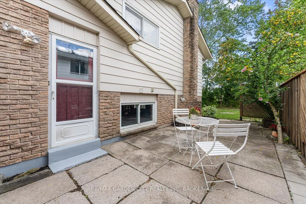 Photo 26 of 68 Barrington Drive, Welland, Prince Charles — HOMEH