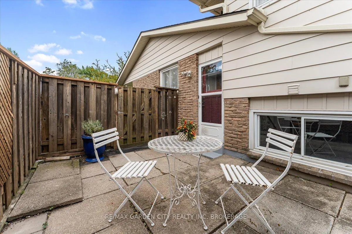 Photo 30 of 68 Barrington Drive, Welland, Prince Charles — HOMEH