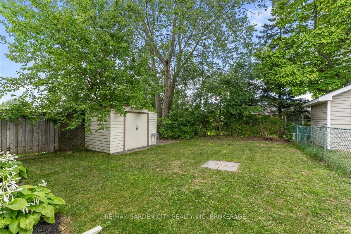 Photo 32 of 68 Barrington Drive, Welland, Prince Charles — HOMEH