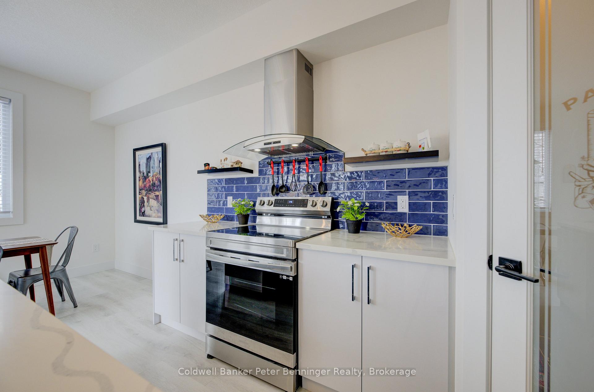 Photo 15 of 41 Queensway Drive, Woolwich — HOMEH