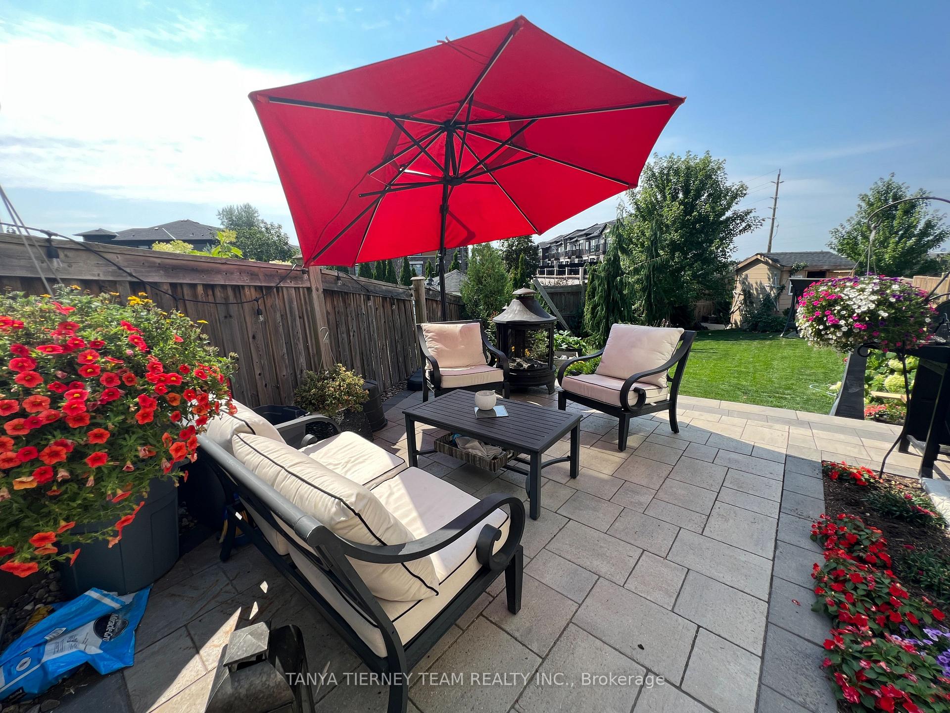 Photo 4 of 86 Mildenhall Place, Whitby, Brooklin — HOMEH