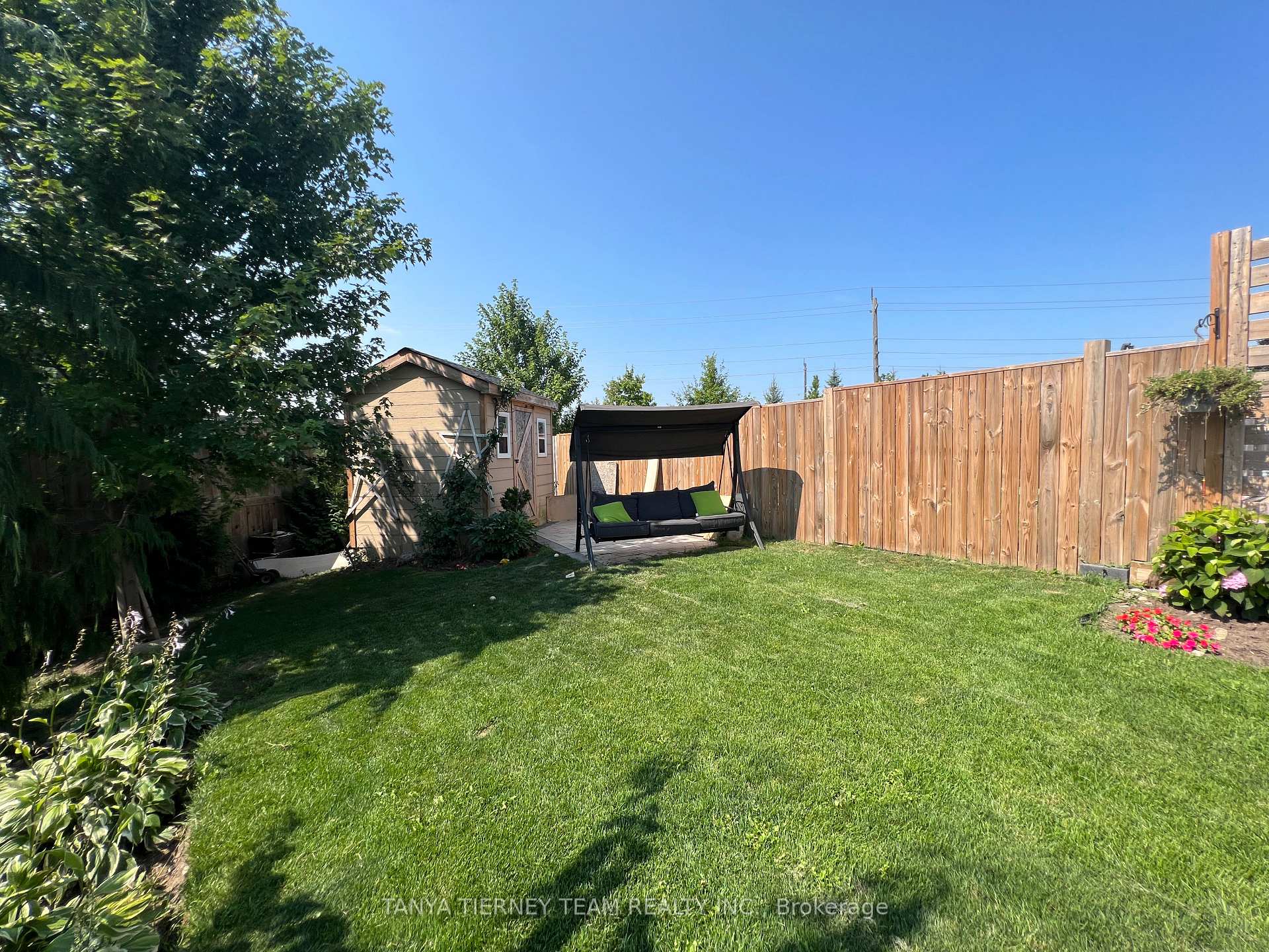 Photo 7 of 86 Mildenhall Place, Whitby, Brooklin — HOMEH