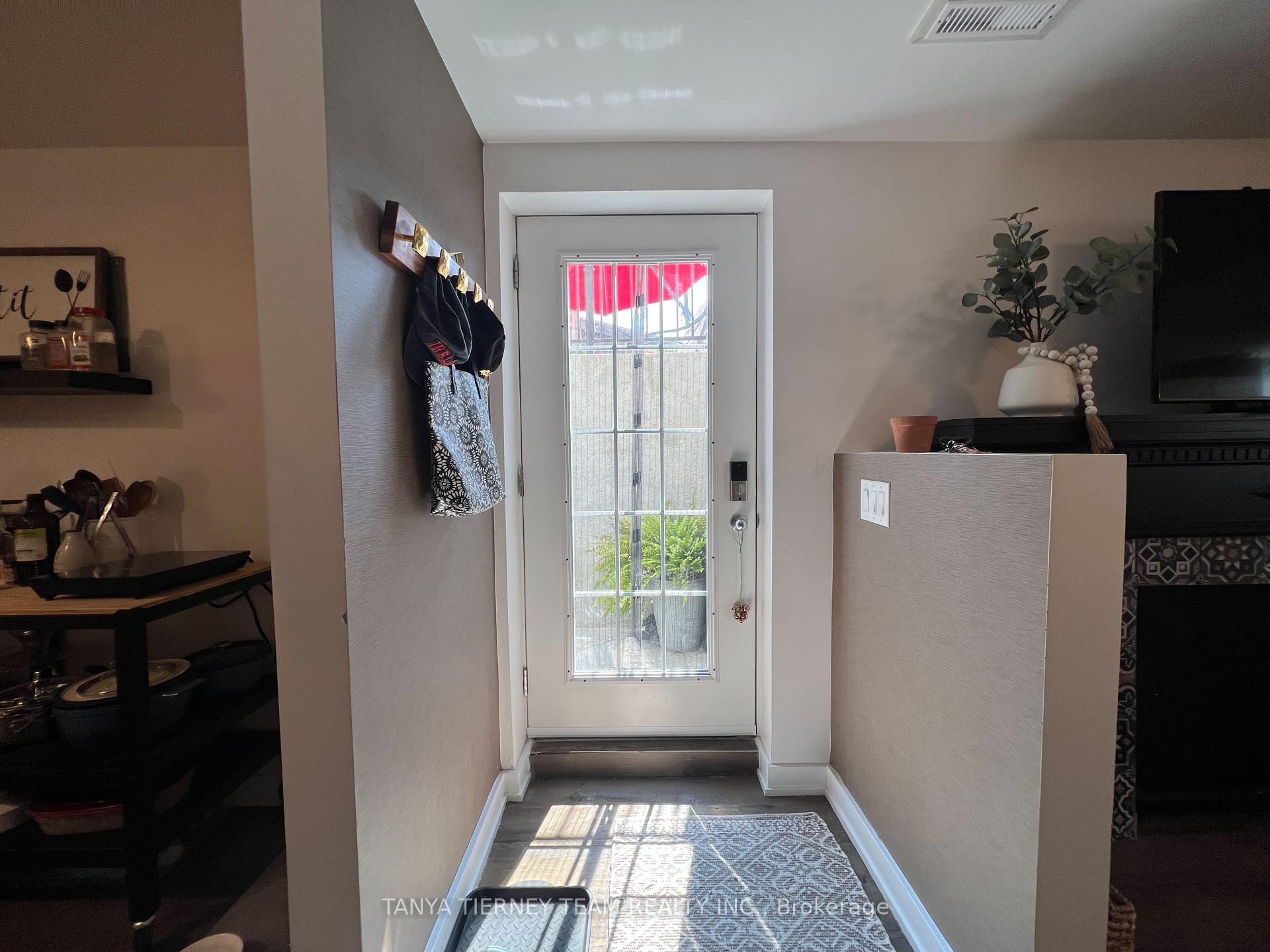 Photo 12 of 86 Mildenhall Place, Whitby, Brooklin — HOMEH