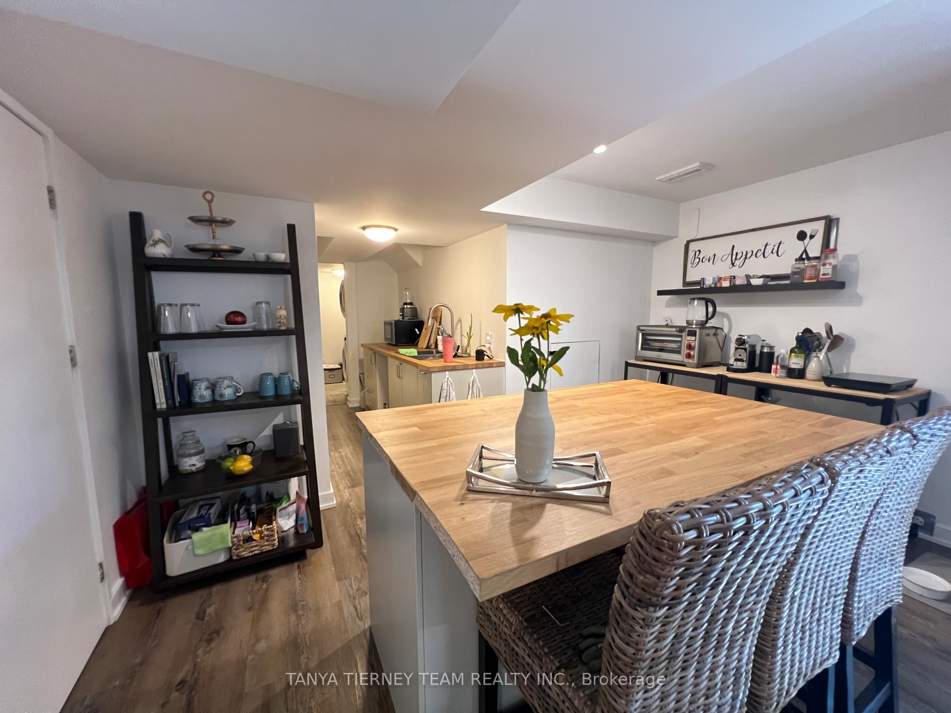 Photo 23 of 86 Mildenhall Place, Whitby, Brooklin — HOMEH