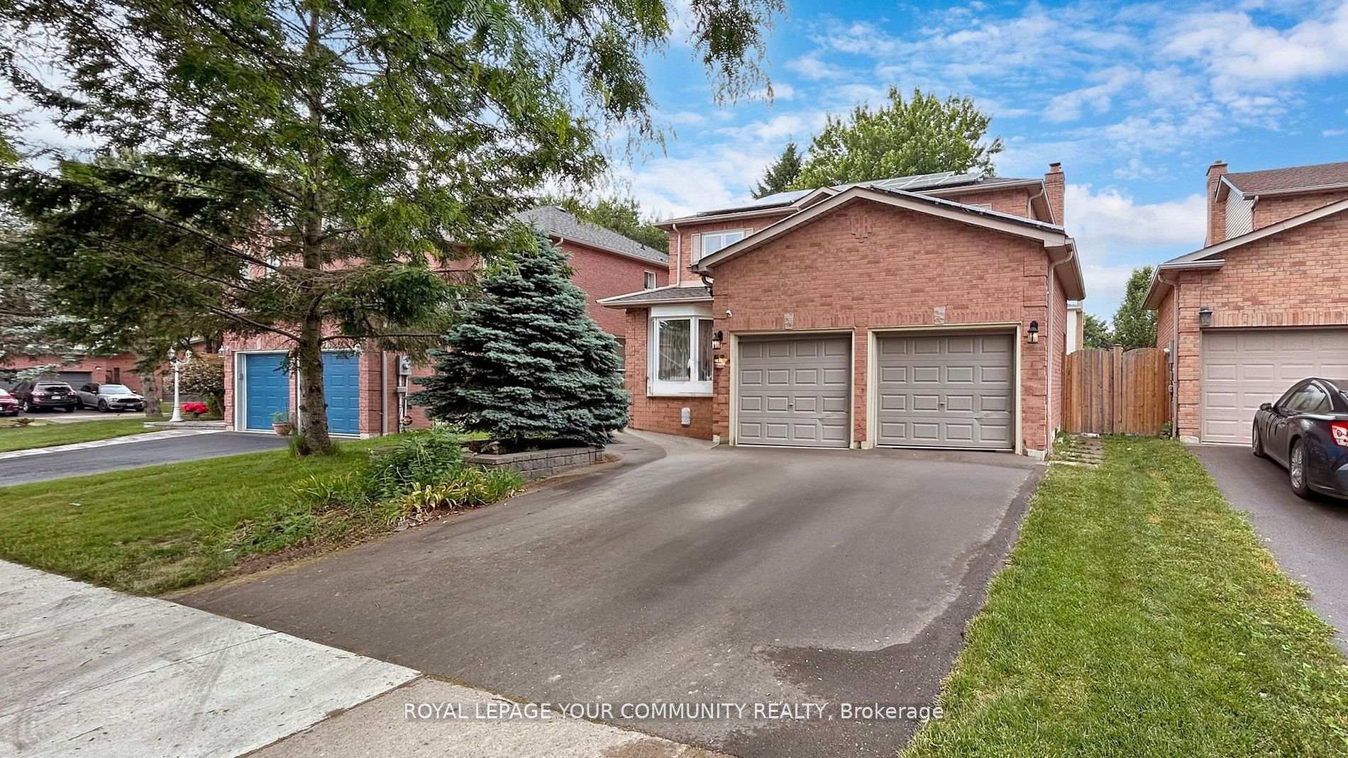 Photo 1 of 52 Lofthouse Drive, Whitby, Rolling Acres — HOMEH