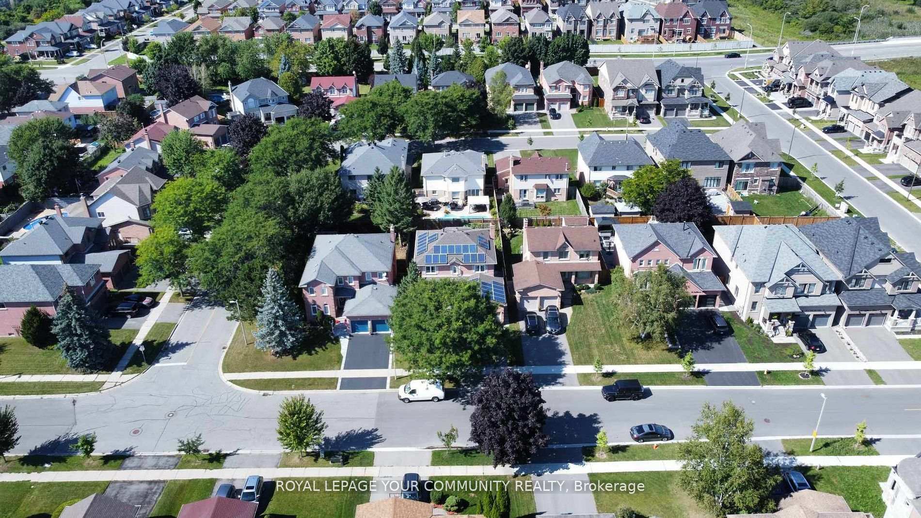 Photo 20 of 52 Lofthouse Drive, Whitby, Rolling Acres — HOMEH
